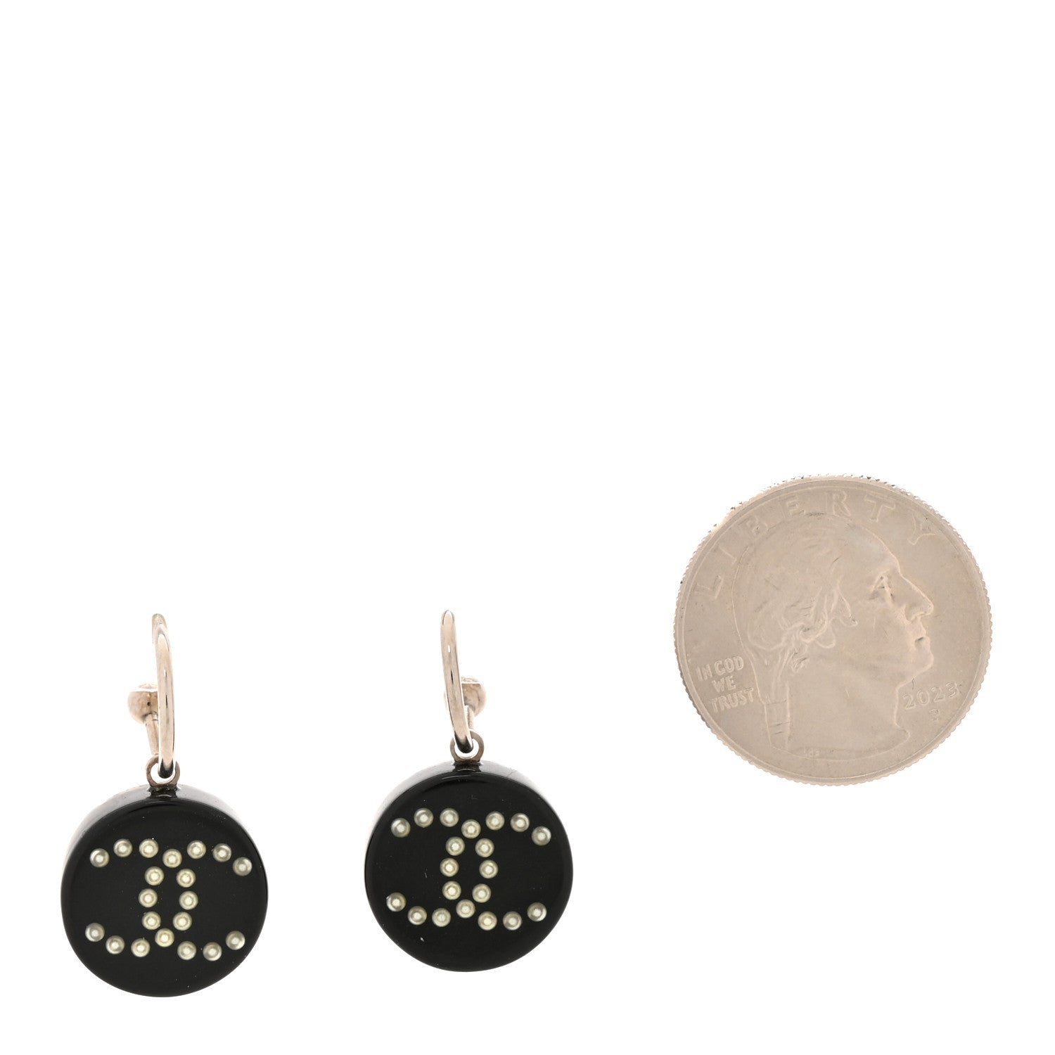 Resin Pearl CC Round Earrings Black