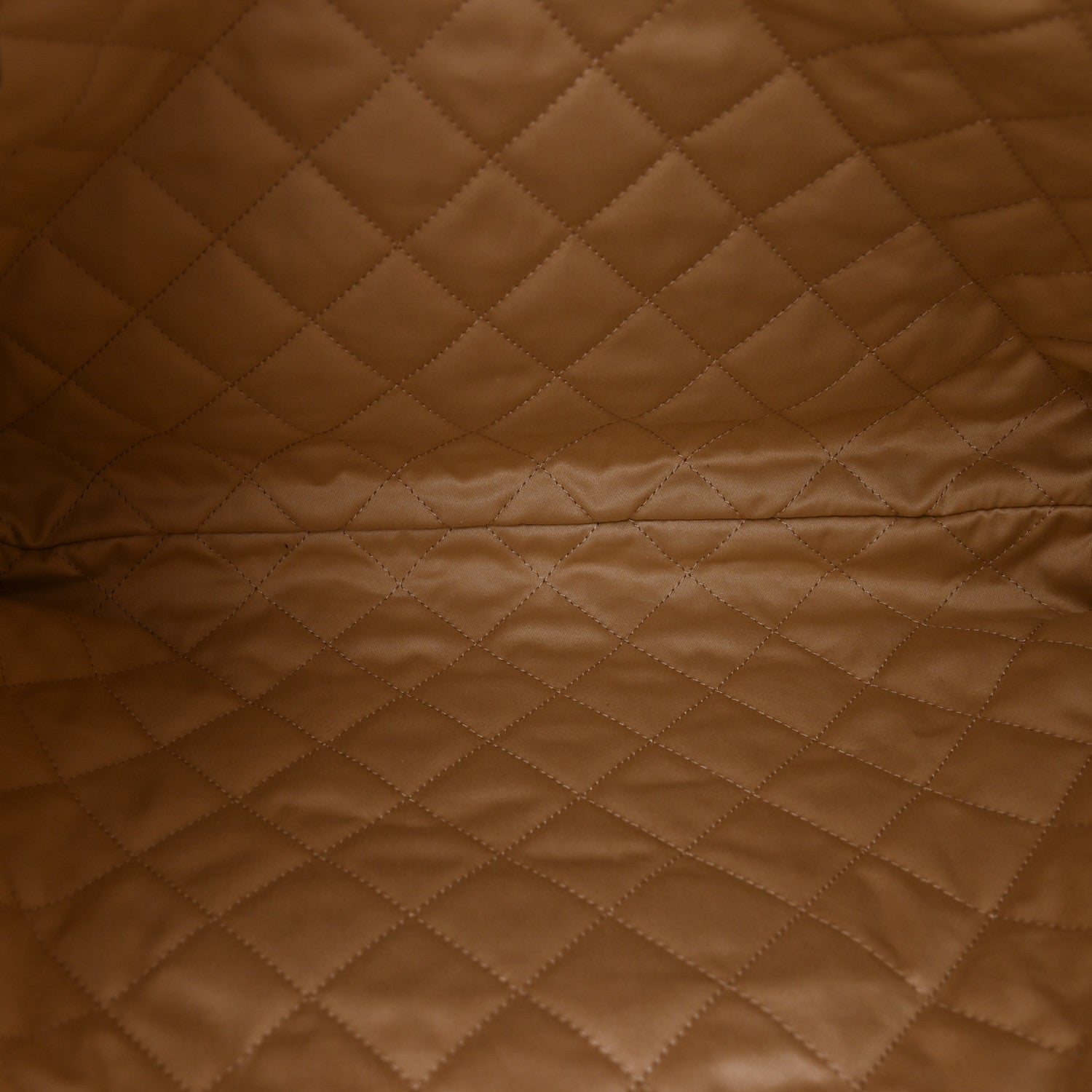 Shiny Calfskin Quilted Chanel 22 White