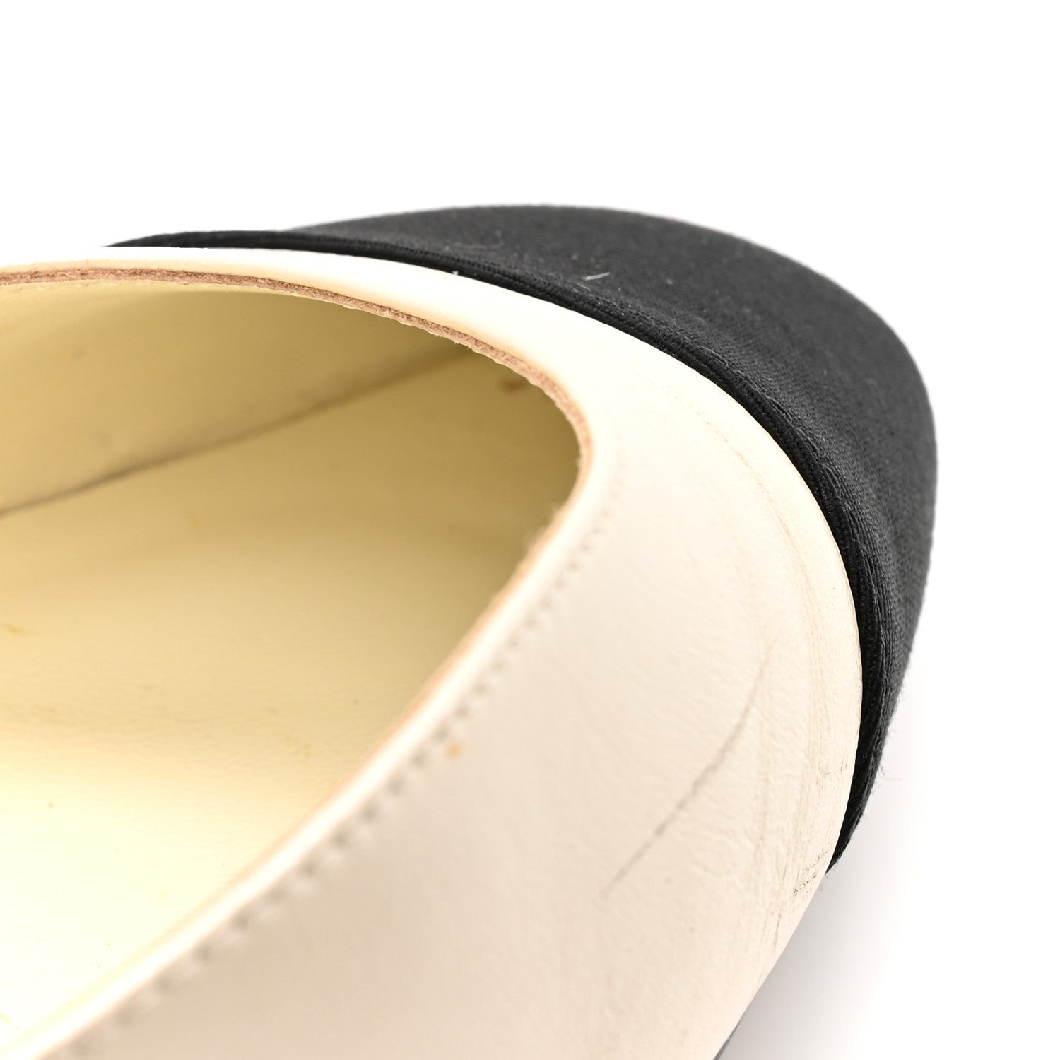Lambskin Grosgrain Cap Toe CC Slingback Pumps 38 White Black