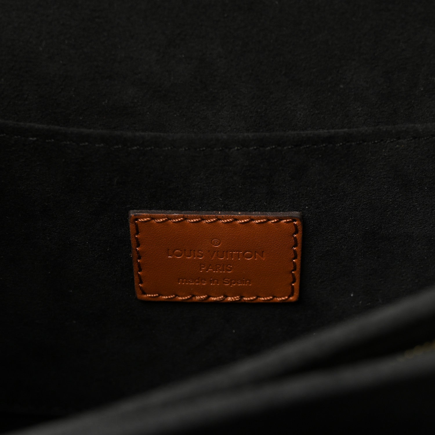 Reverse Monogram Dauphine MM
