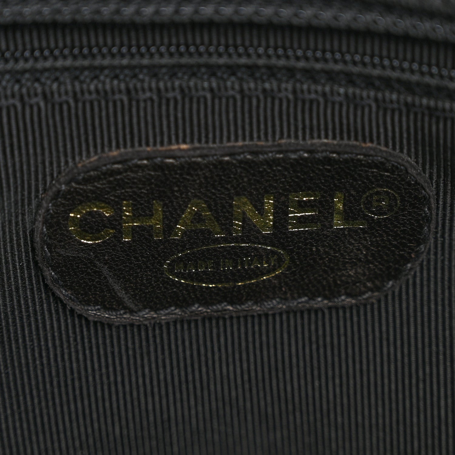 Caviar Shoulder Bag Black