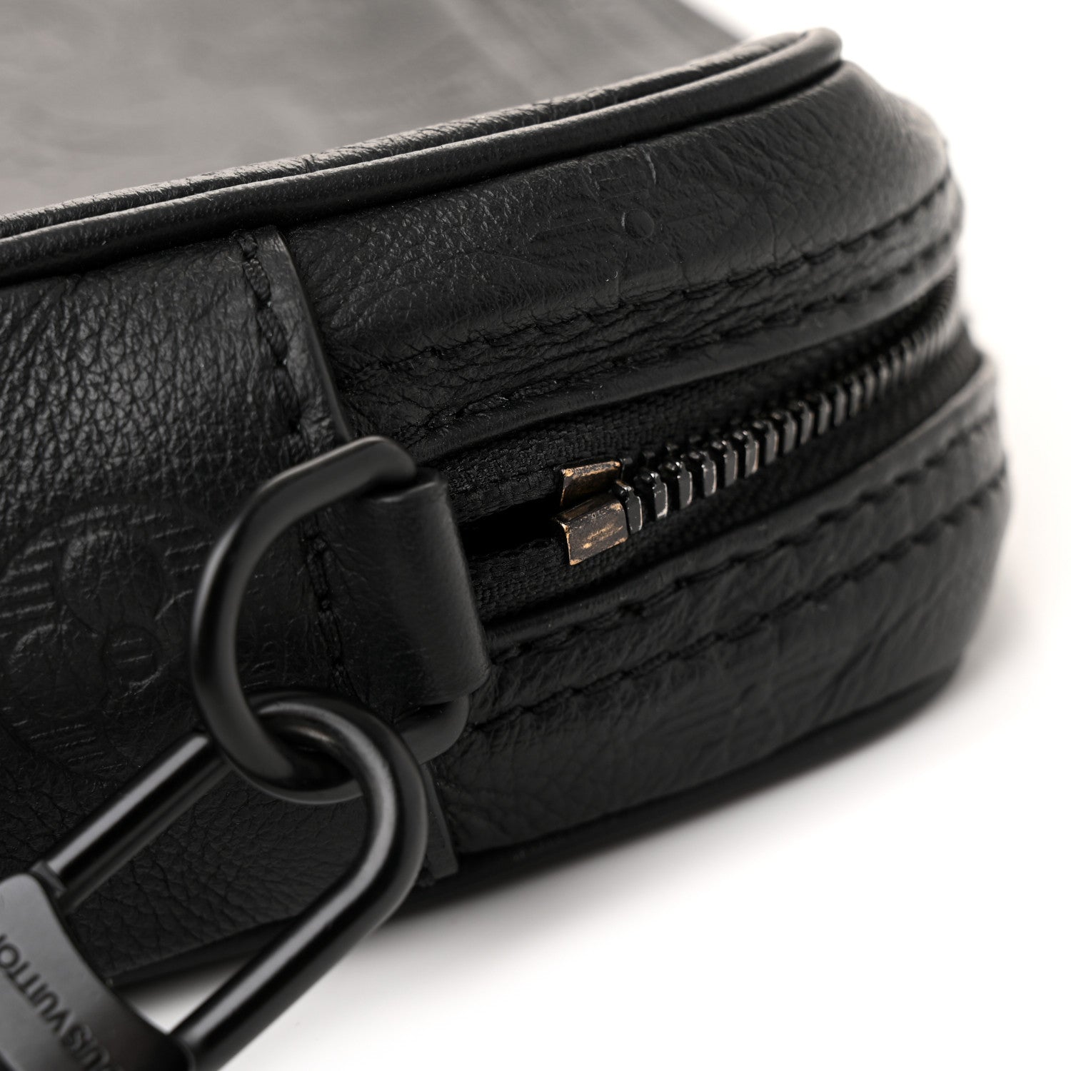 Monogram Shadow Pochette Kasai