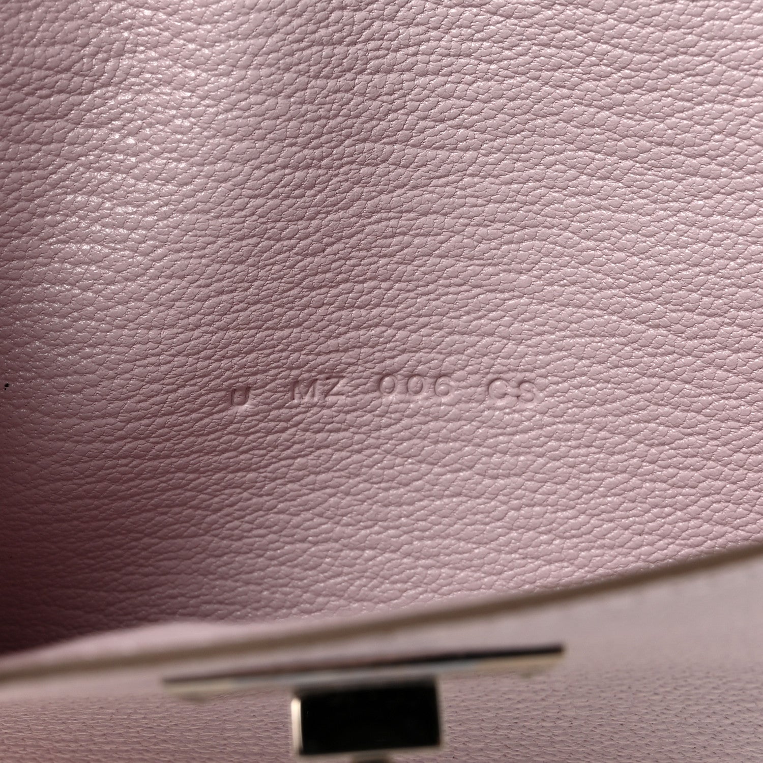 Chevre Mysore Kelly Pocket Compact Wallet Mauve Pale