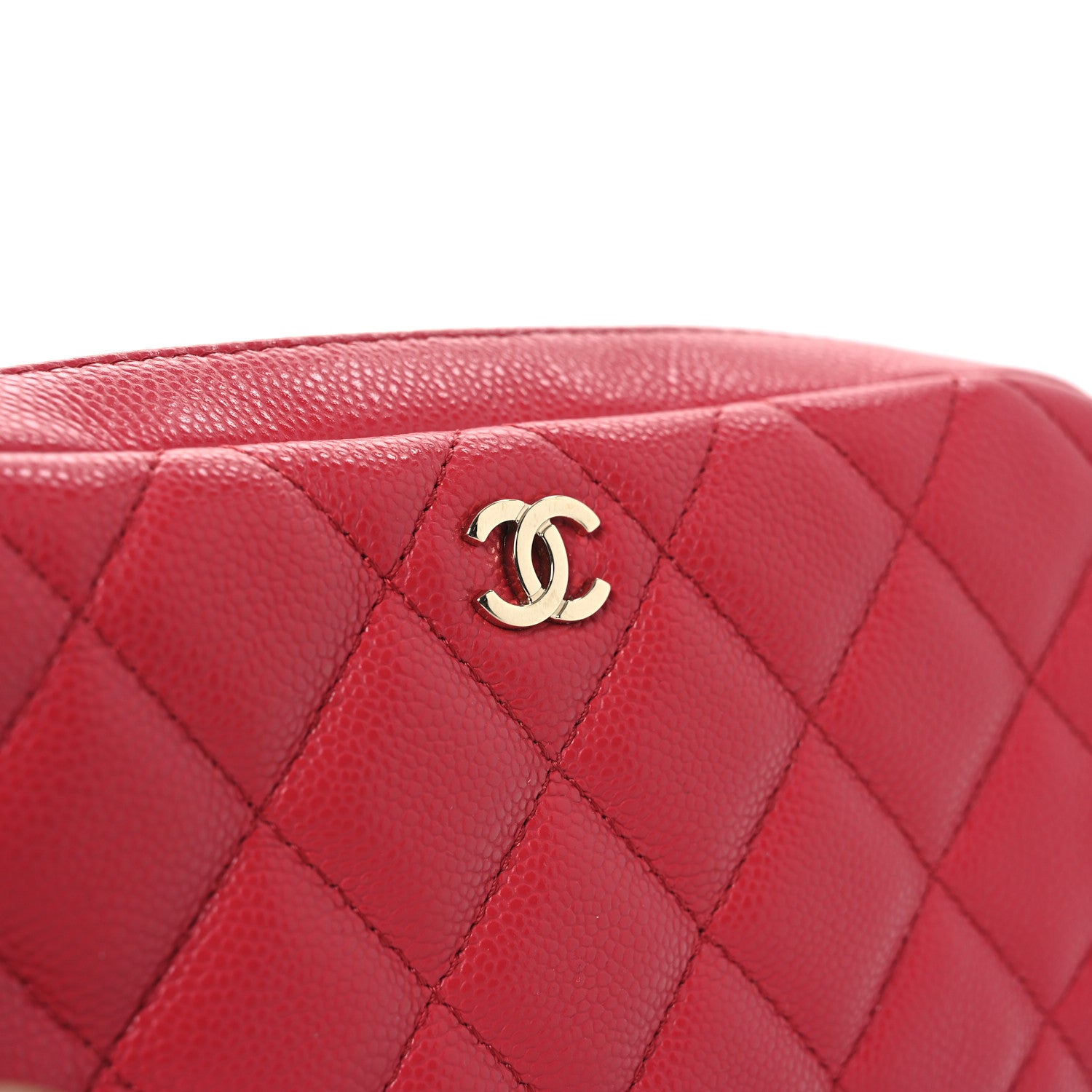Caviar Quilted Toiletry Case With Chain Dark Pink