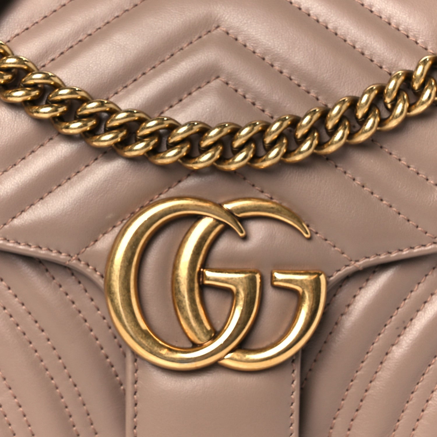 Calfskin Matelasse Small GG Marmont Shoulder Bag Porcelain Rose
