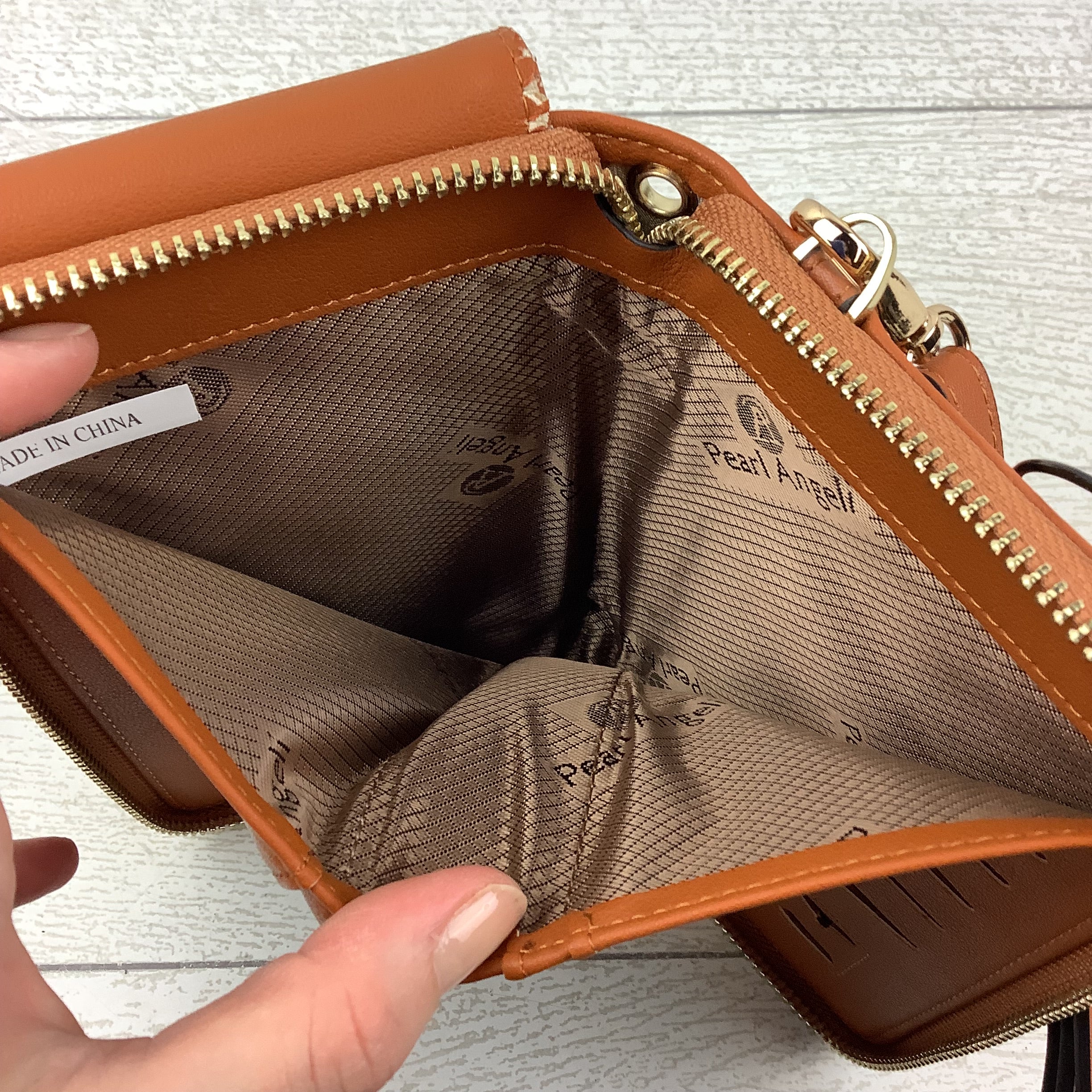 Crossbody By Clothes Mentor, Size: Small