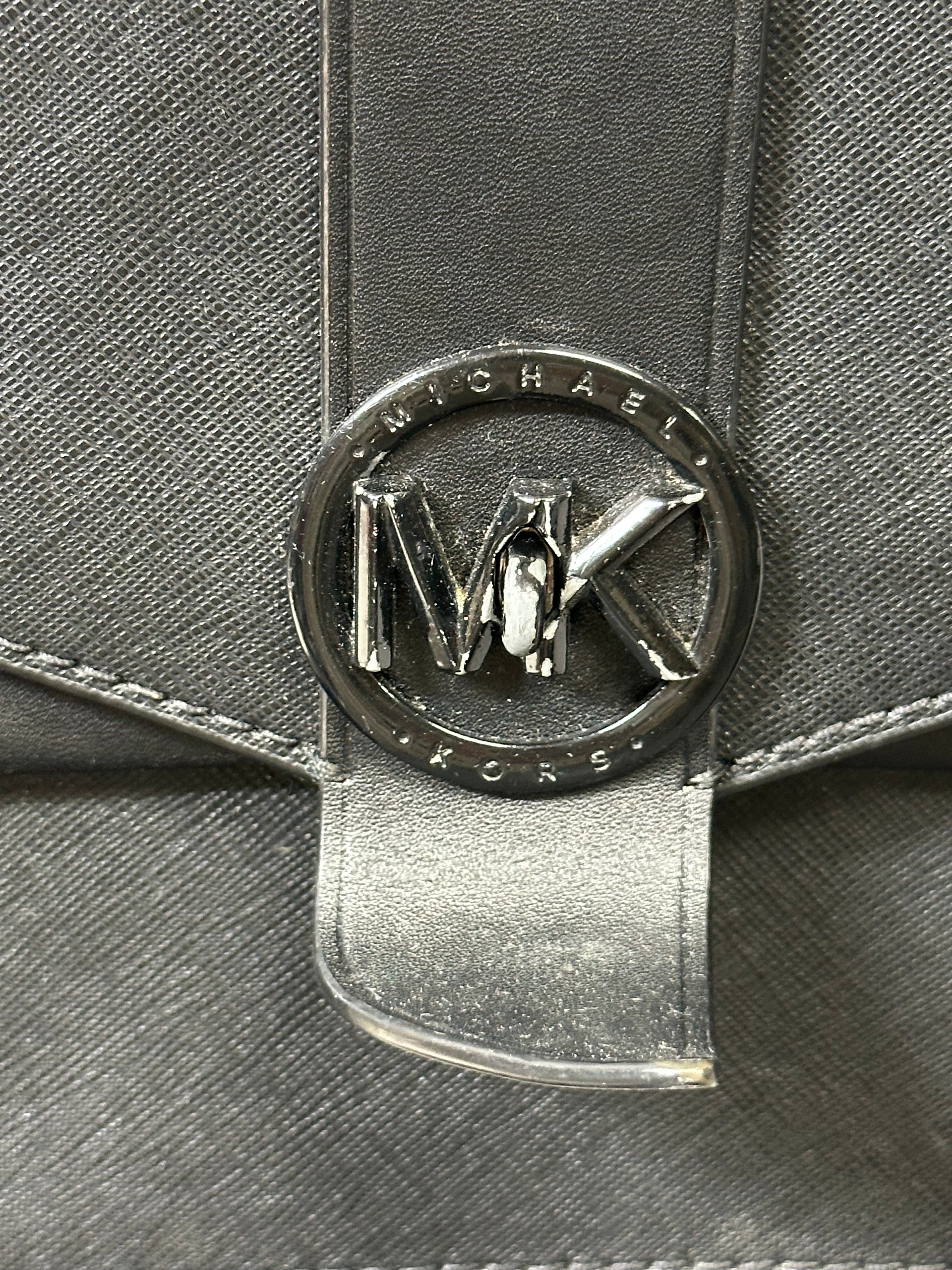 Crossbody Designer By Michael Kors In Black, Size:Small