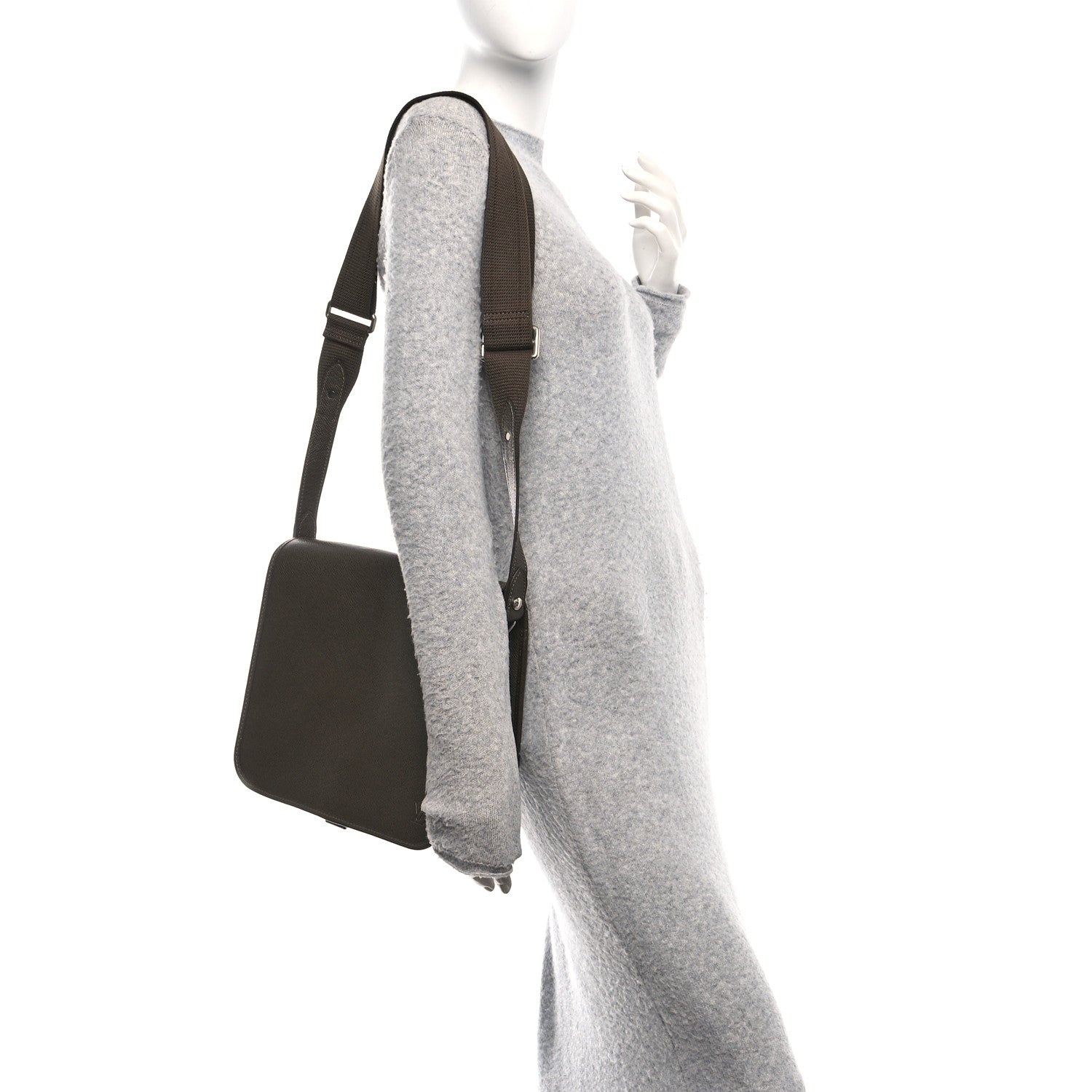 Taiga Andrei Messenger Bag Grizzli