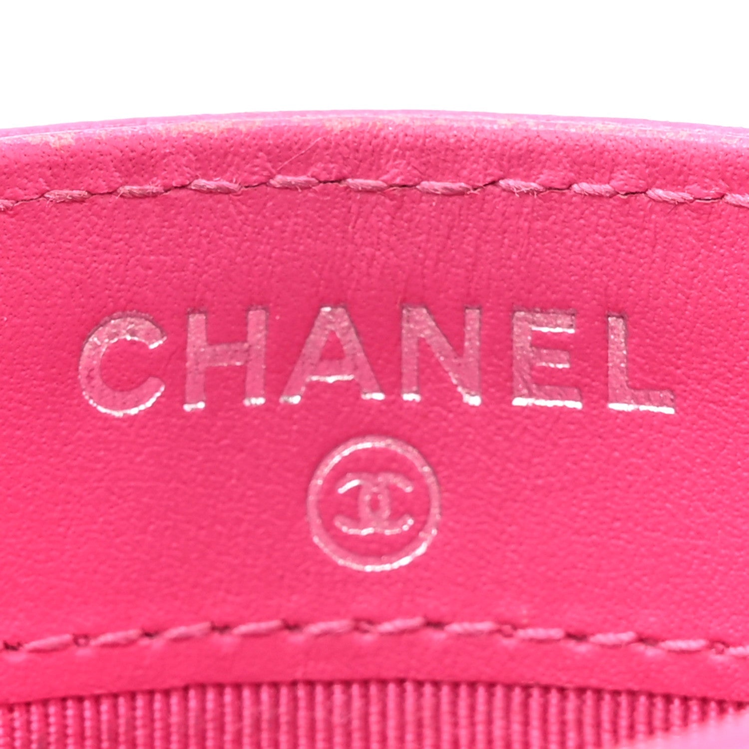 Caviar Quilted Enamel Card Holder Pink