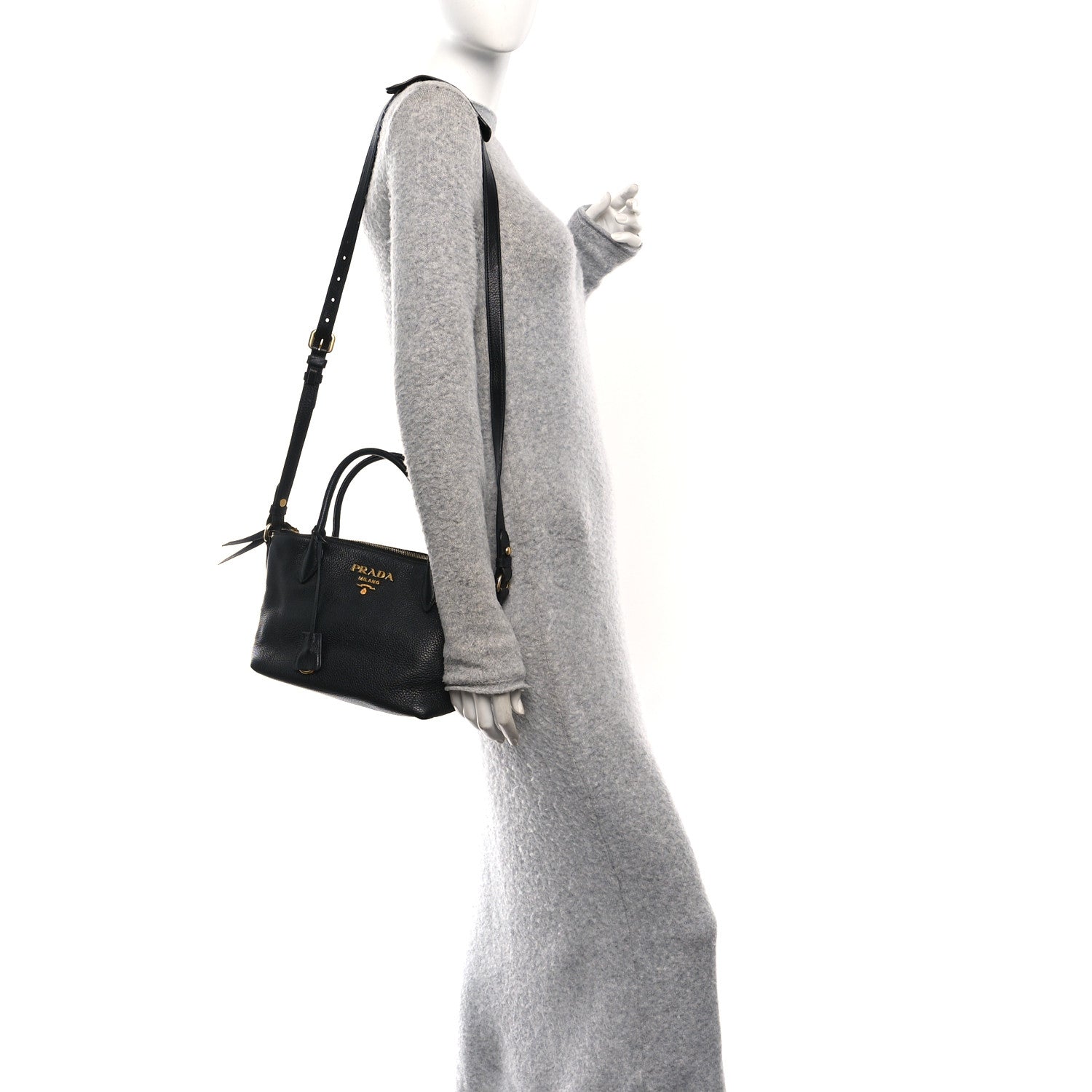 Vitello Daino Small Tote Black