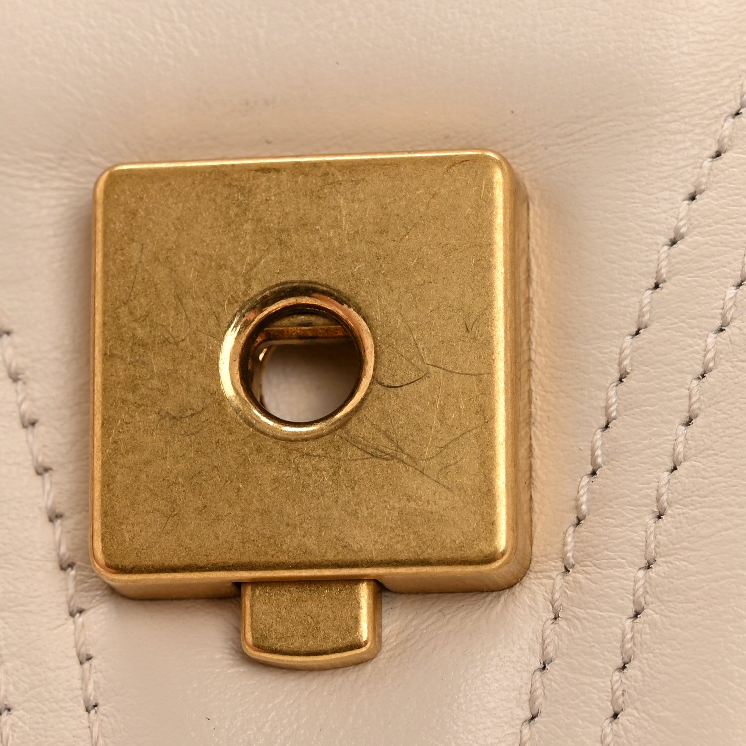 Calfskin Matelasse Small GG Marmont Shoulder Bag White