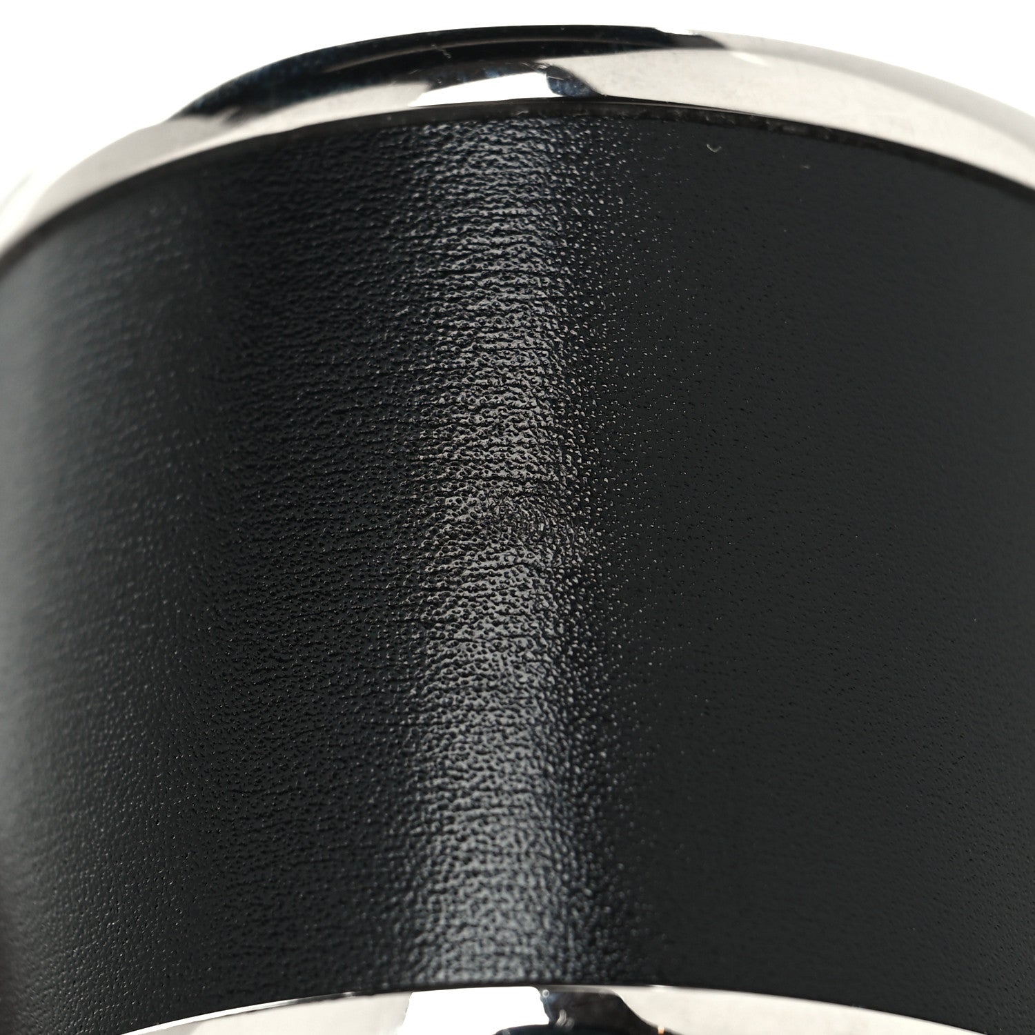Box Olympe Cuff Bracelet Black
