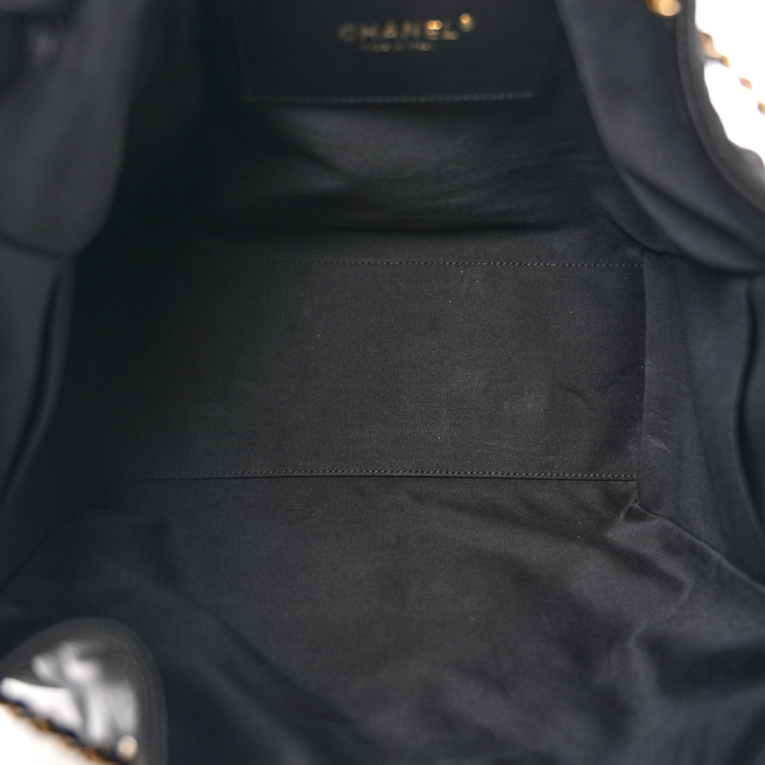 Caviar Quilted Medium Chanel 25 Handbag Black