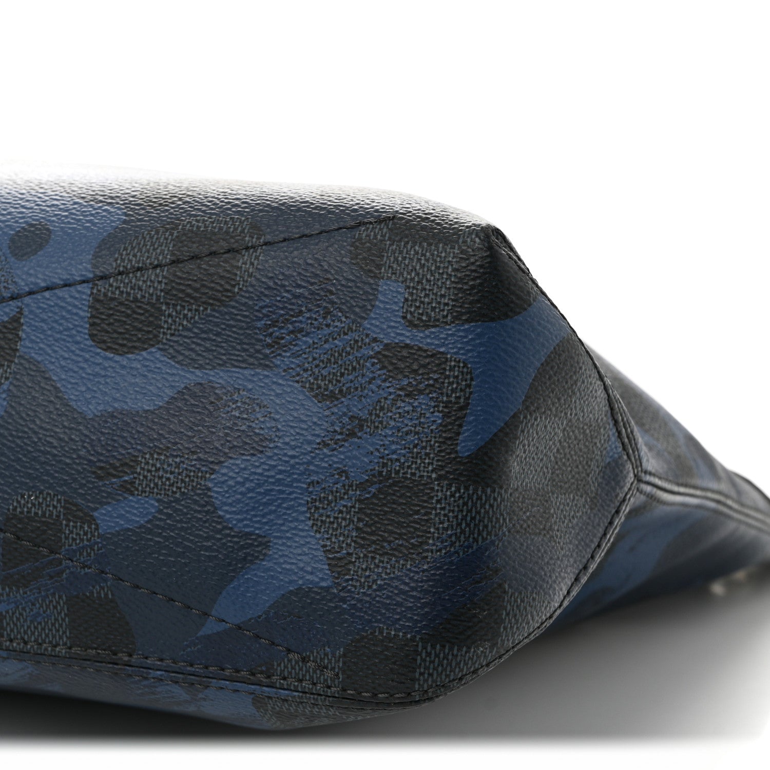 Damier Cobalt Camouflage Hunter Messenger Blue