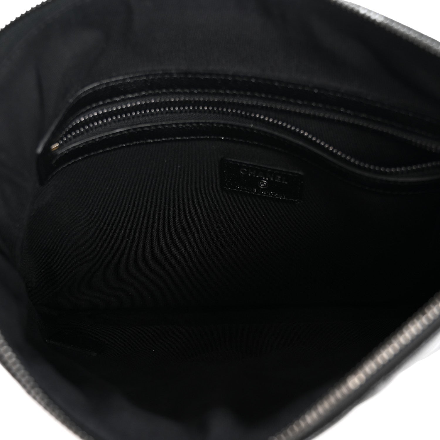 Iridescent Caviar Quilted Medium Cosmetic Case Black