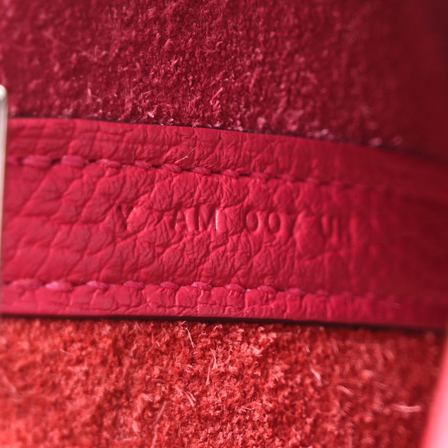 Taurillon Clemence Casaque Picotin Lock 22 MM Rose Extreme Rose Mexico Rouge De Coeur