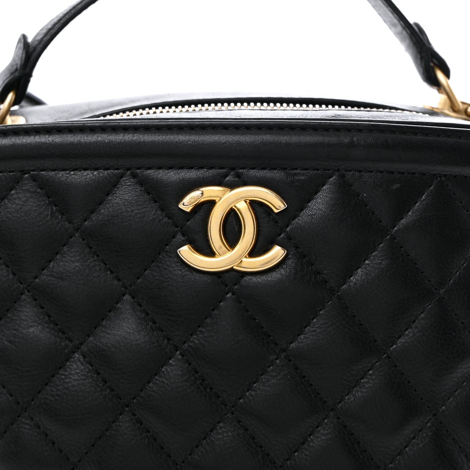 Calfskin Quilted CC Medium Vanity Case Black