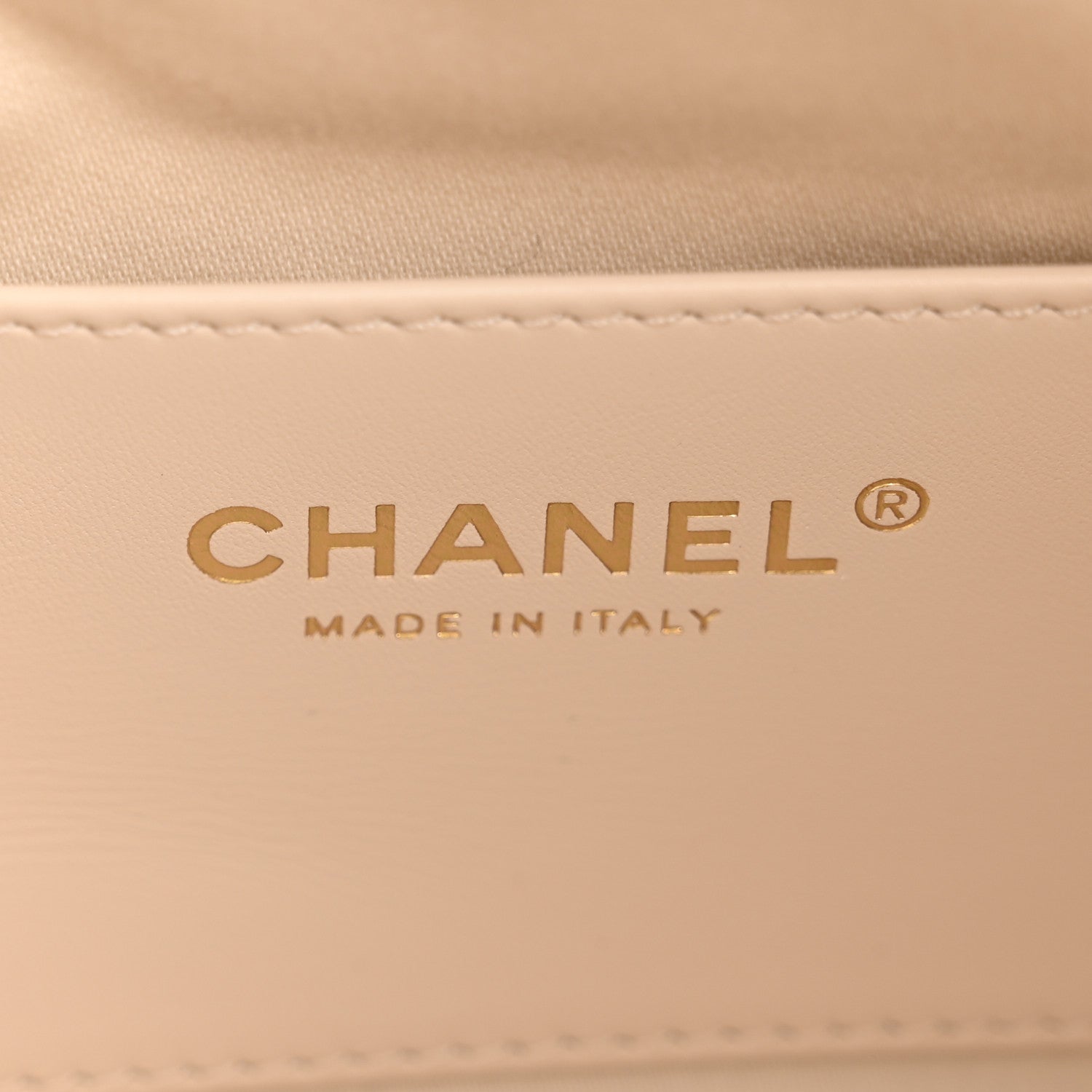 Caviar Quilted Mini Chanel 25 Handbag White