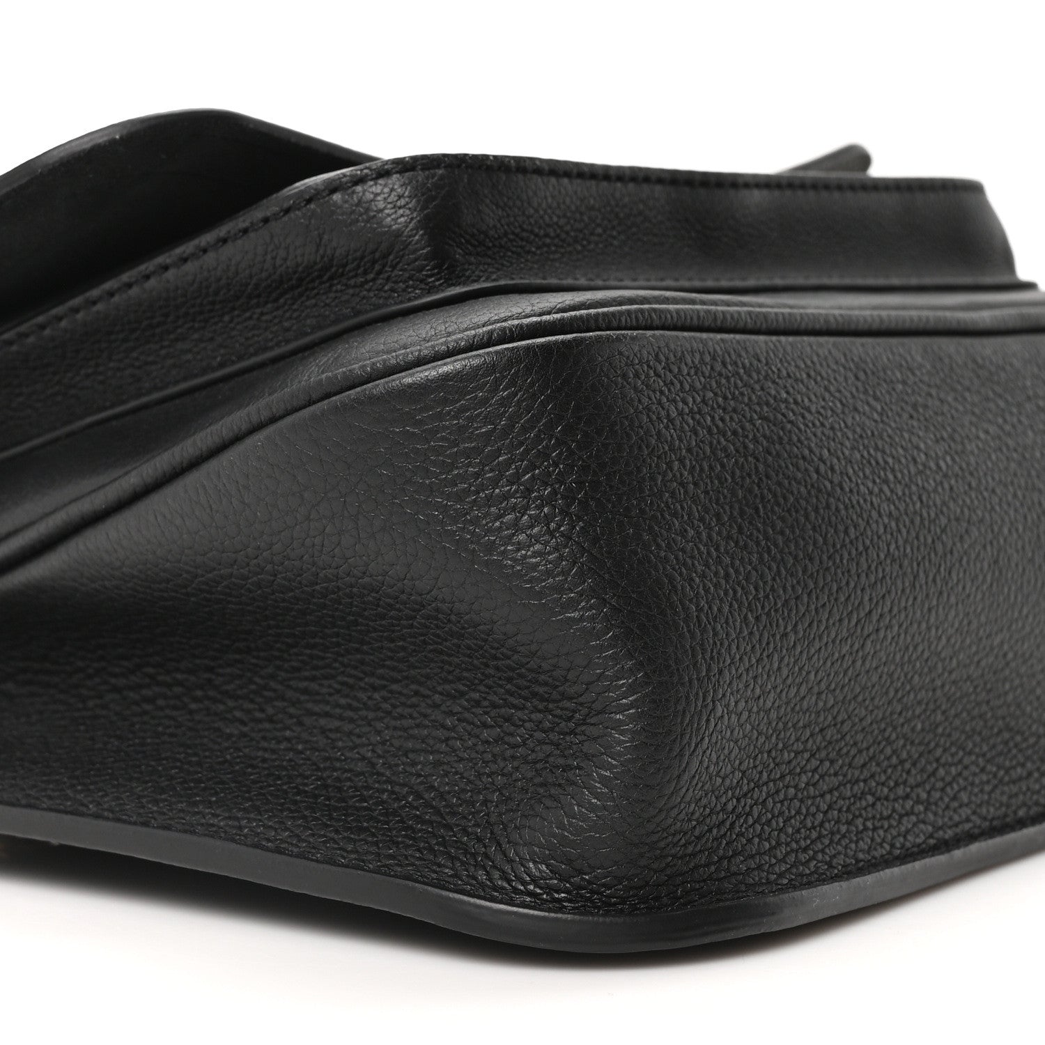 Grained Calfskin Lockme Chain Bag PM Black