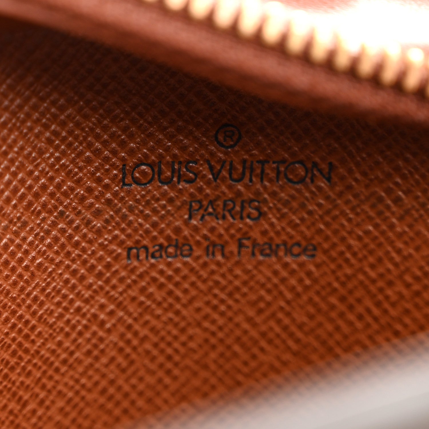 Monogram Pochette Homme