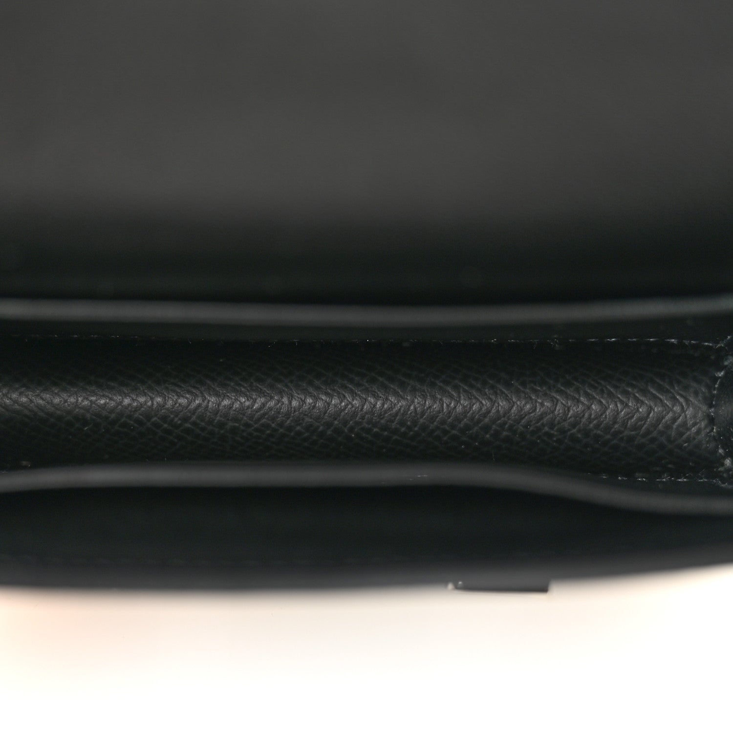 Epsom Constance Slim Wallet Black