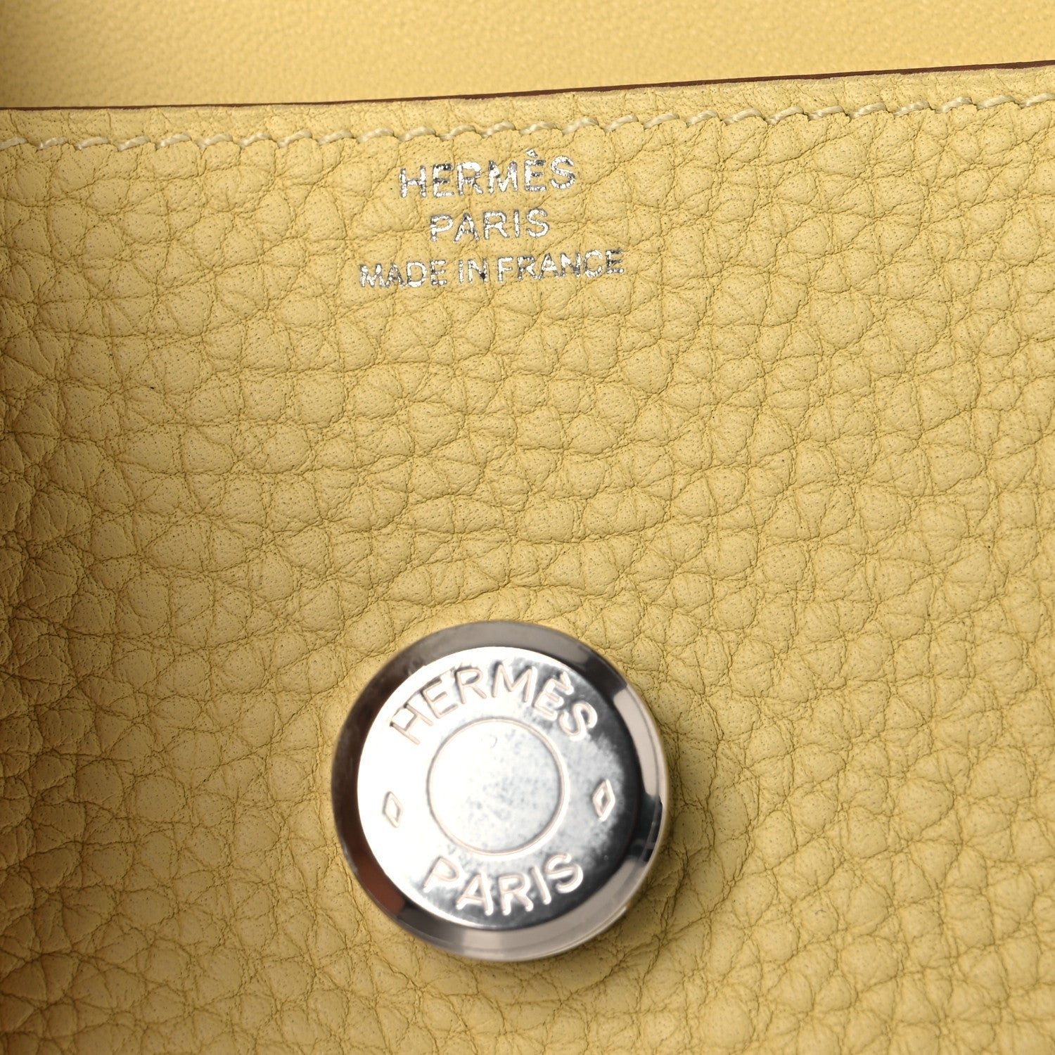 Togo Dogon Card Case Jaune Poussin