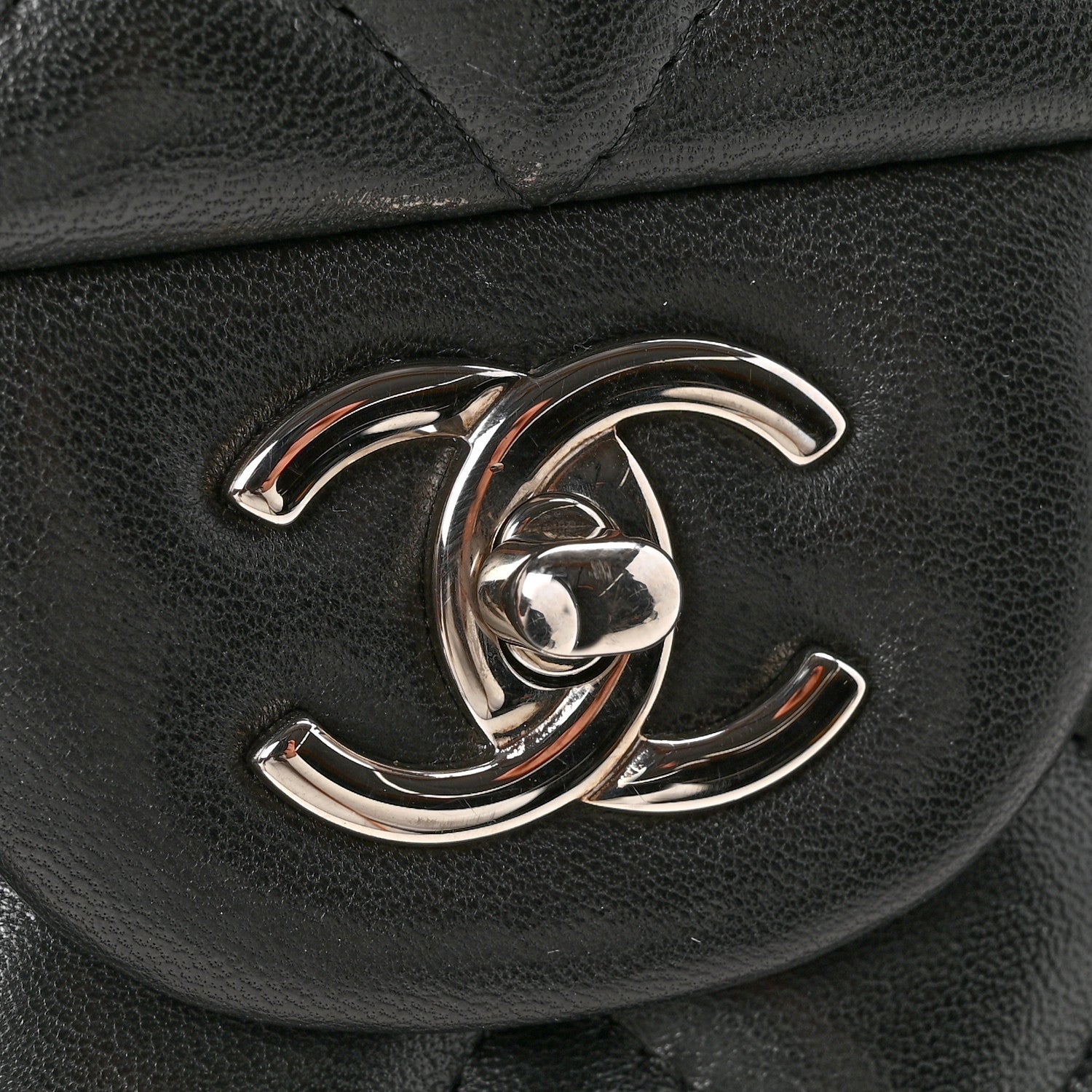 Lambskin Quilted Jumbo Double Flap Black