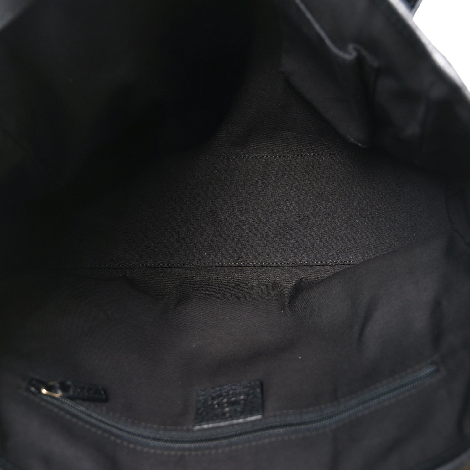 GG Monogram Pop Tote Black