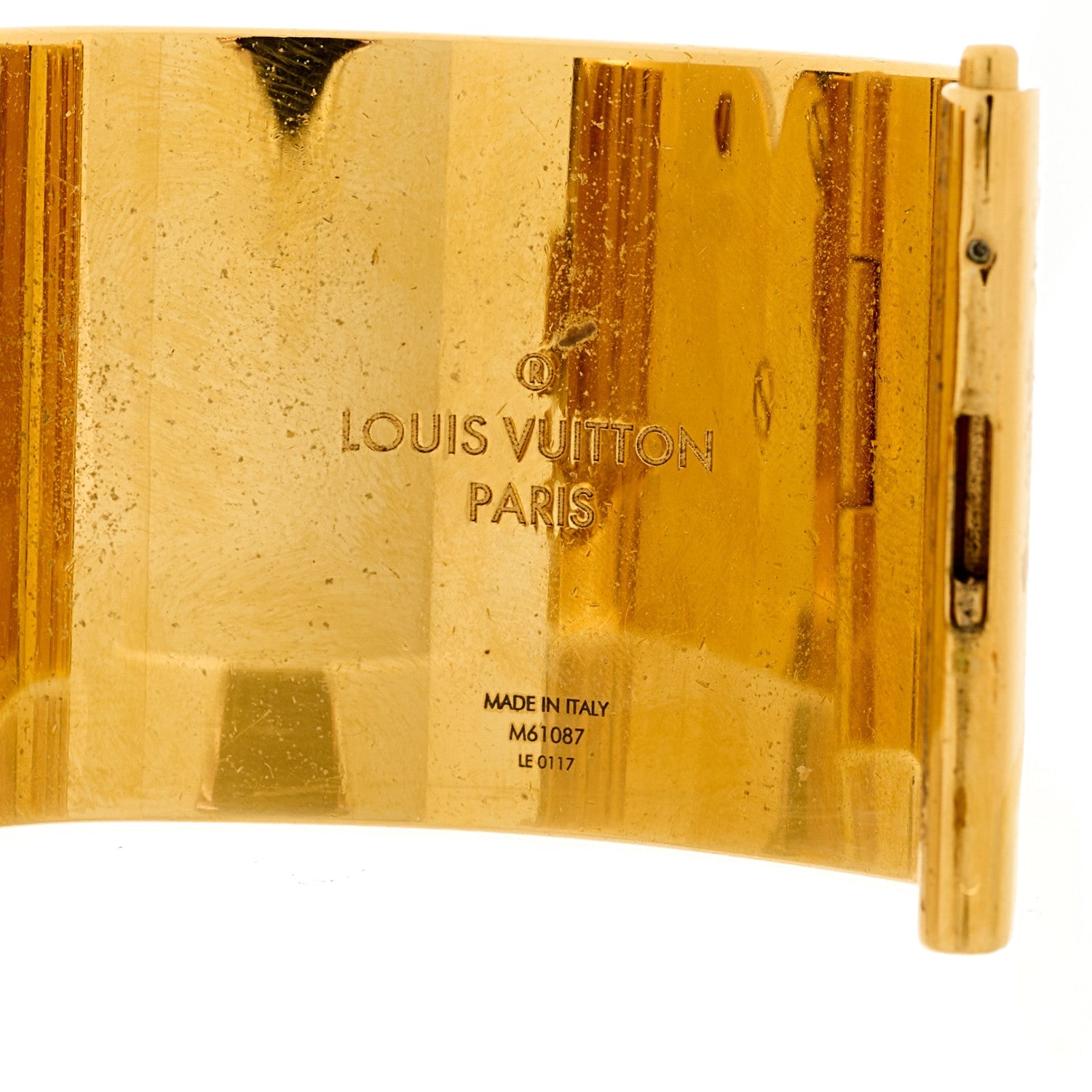 Essential V Cuff Gold