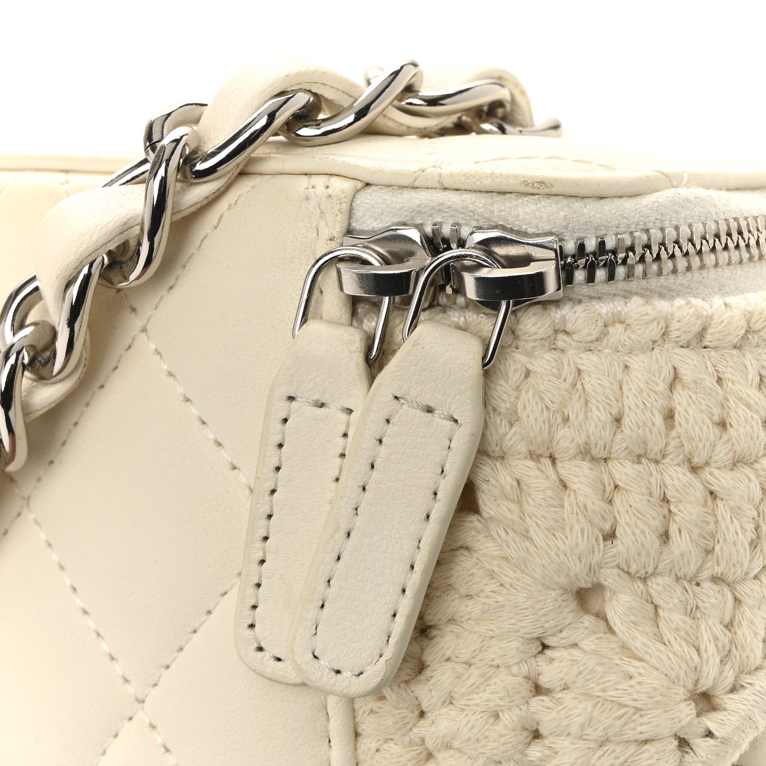Lambskin Crochet Quilted Small Vanity Case With Chain White