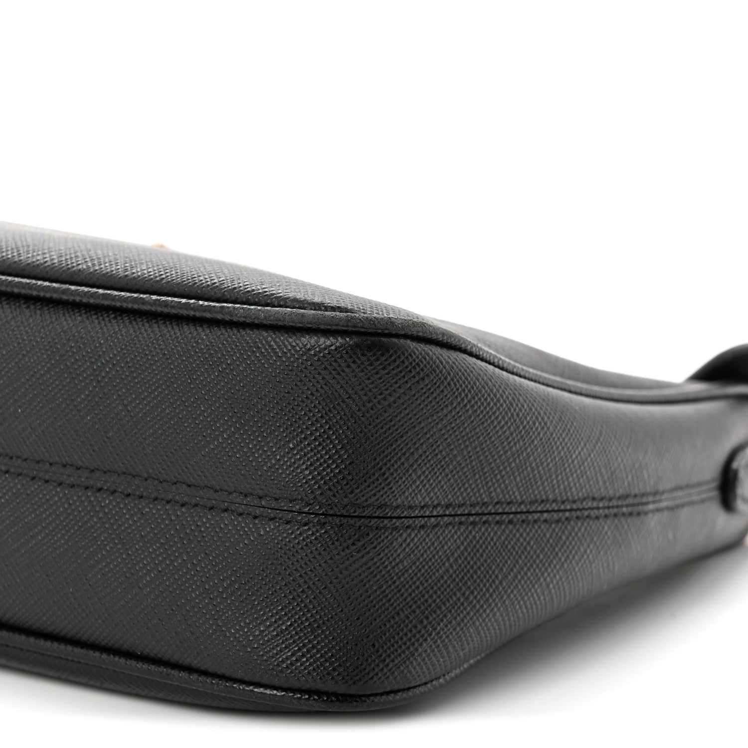 Saffiano Lux Re-Edition 2005 Shoulder Bag Black