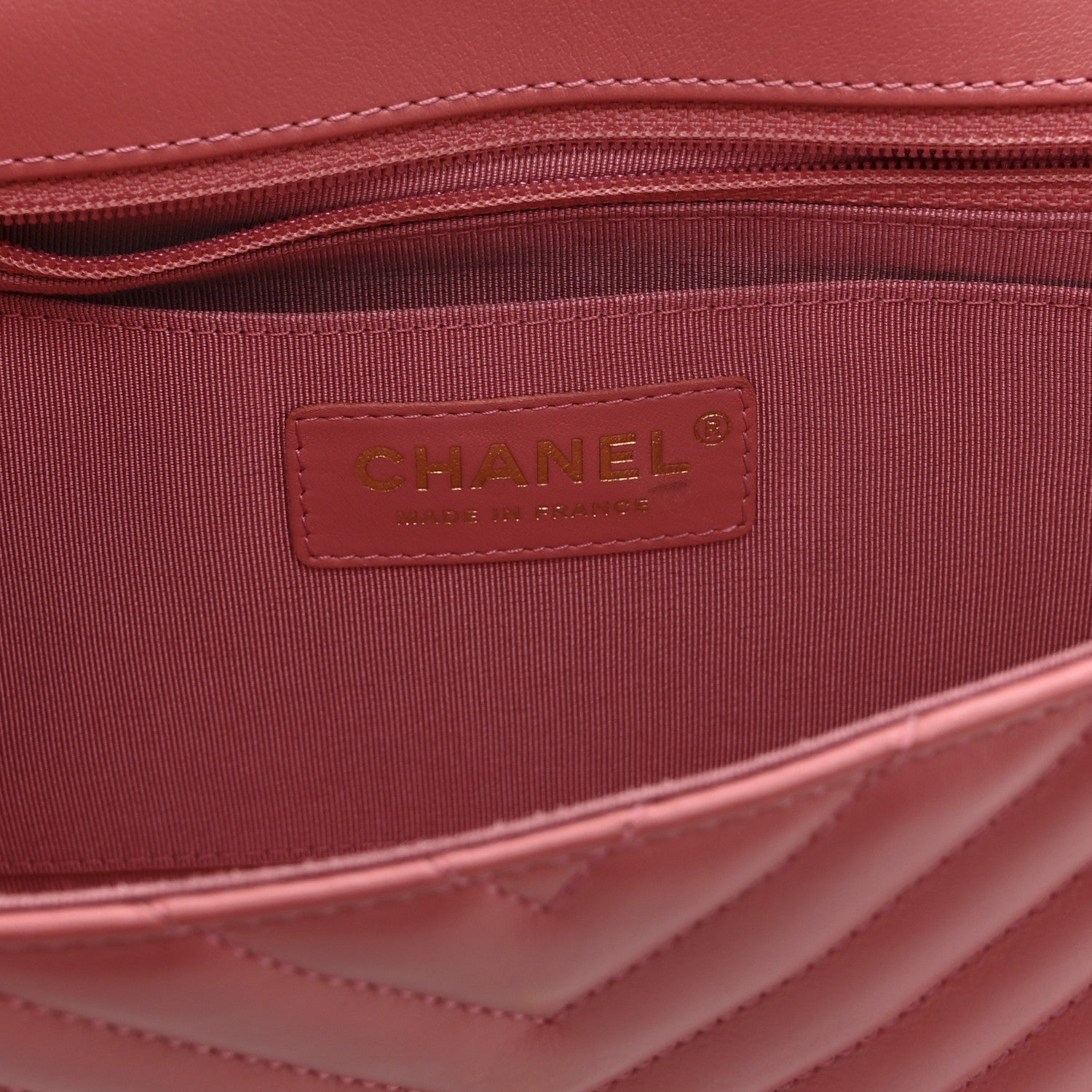 Calfskin Chevron Quilted Small Statement Flap Pink