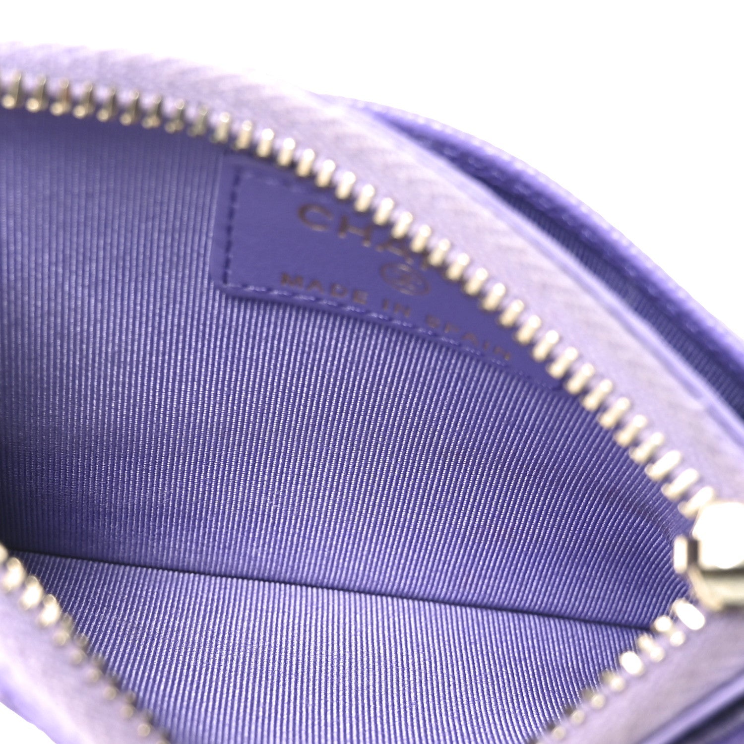 Caviar Quilted CC Zip Card Holder Purple