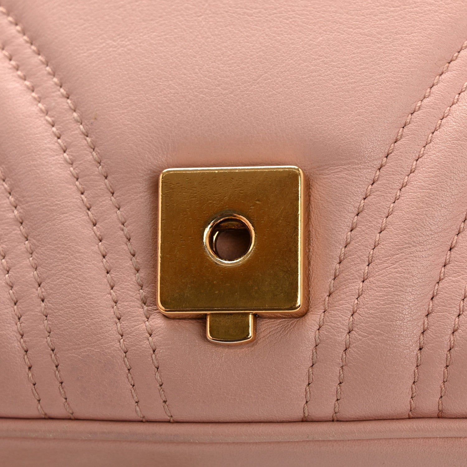 Calfskin Matelasse Small GG Marmont Shoulder Bag Perfect Pink