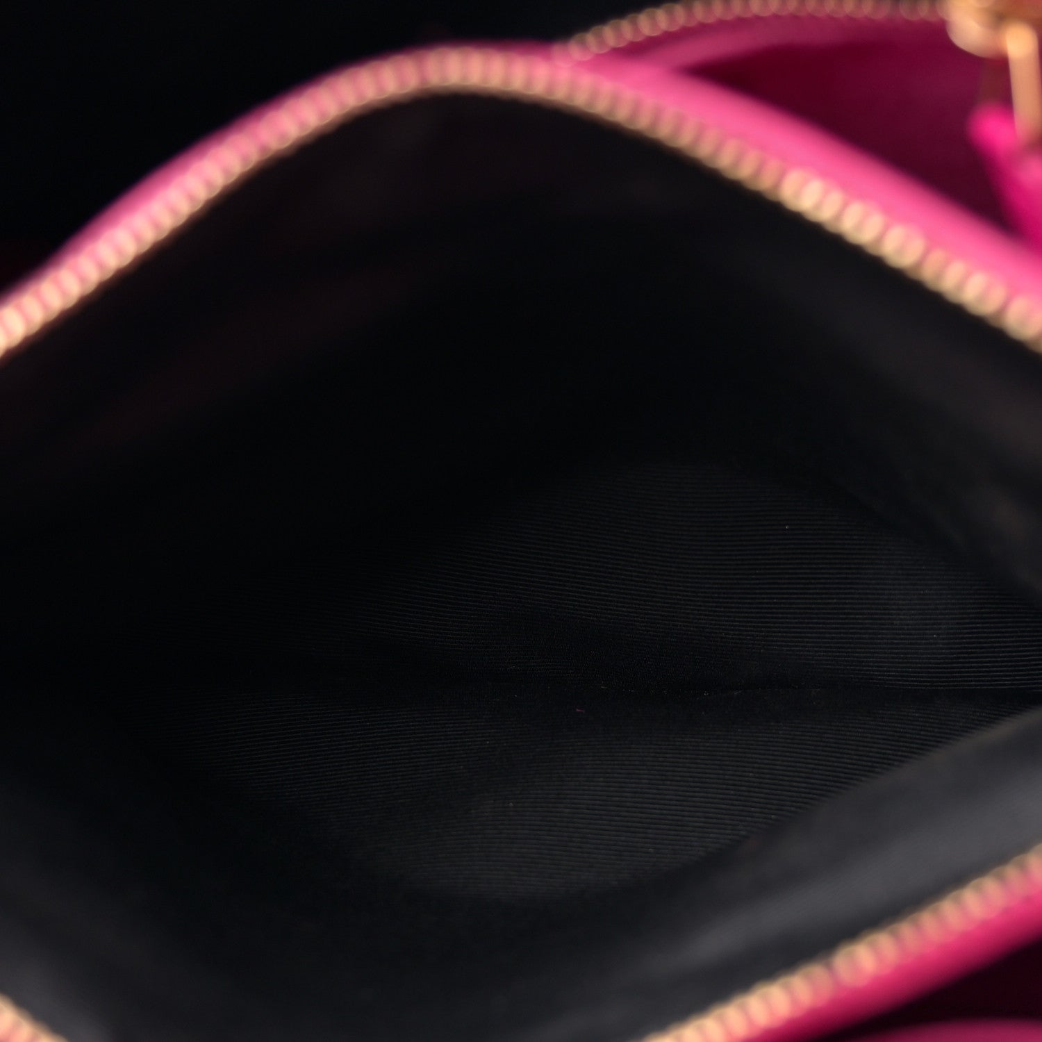 Calfskin Small Sac De Jour Lipstick Fuchsia