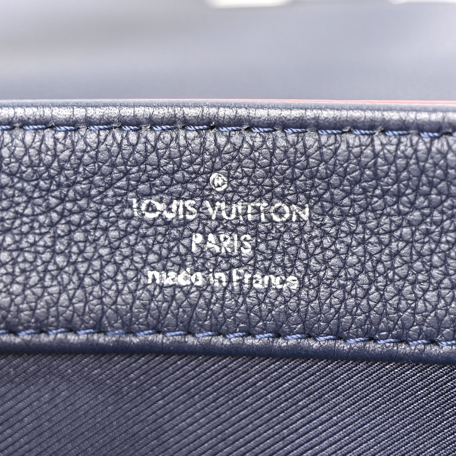 Calfskin Lockme II Chain Bag BB Marine Rouge