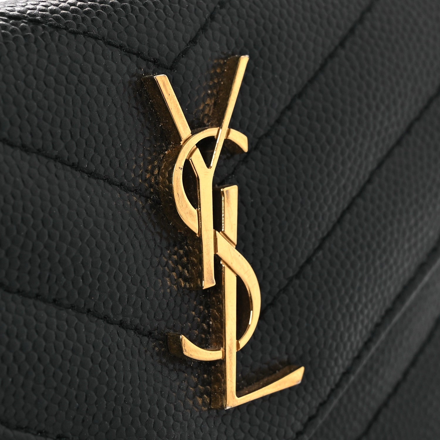 Grain De Poudre Matelasse Chevron Monogram Compact Wallet Black