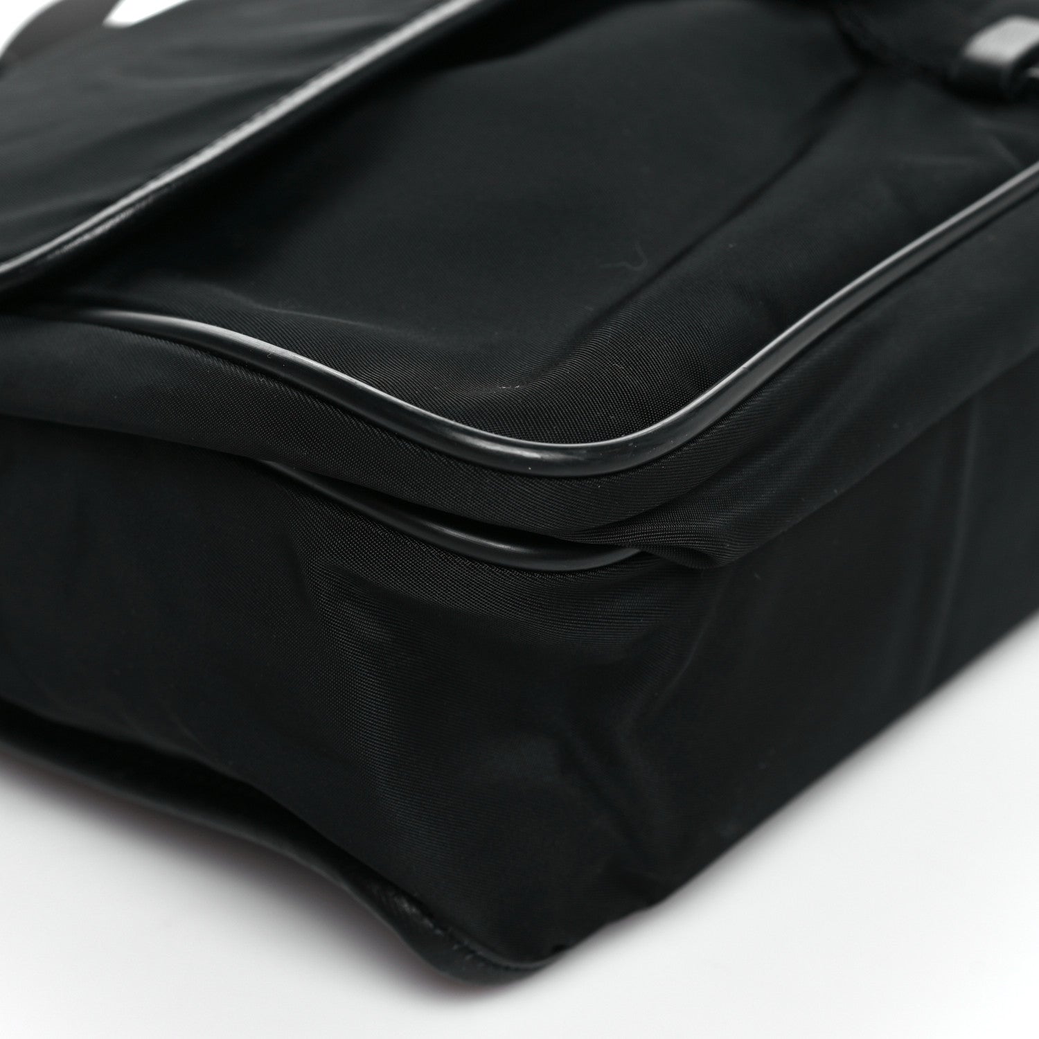 Tessuto Nylon Saffiano Single Snap Buckle Flap Messenger Bag Black