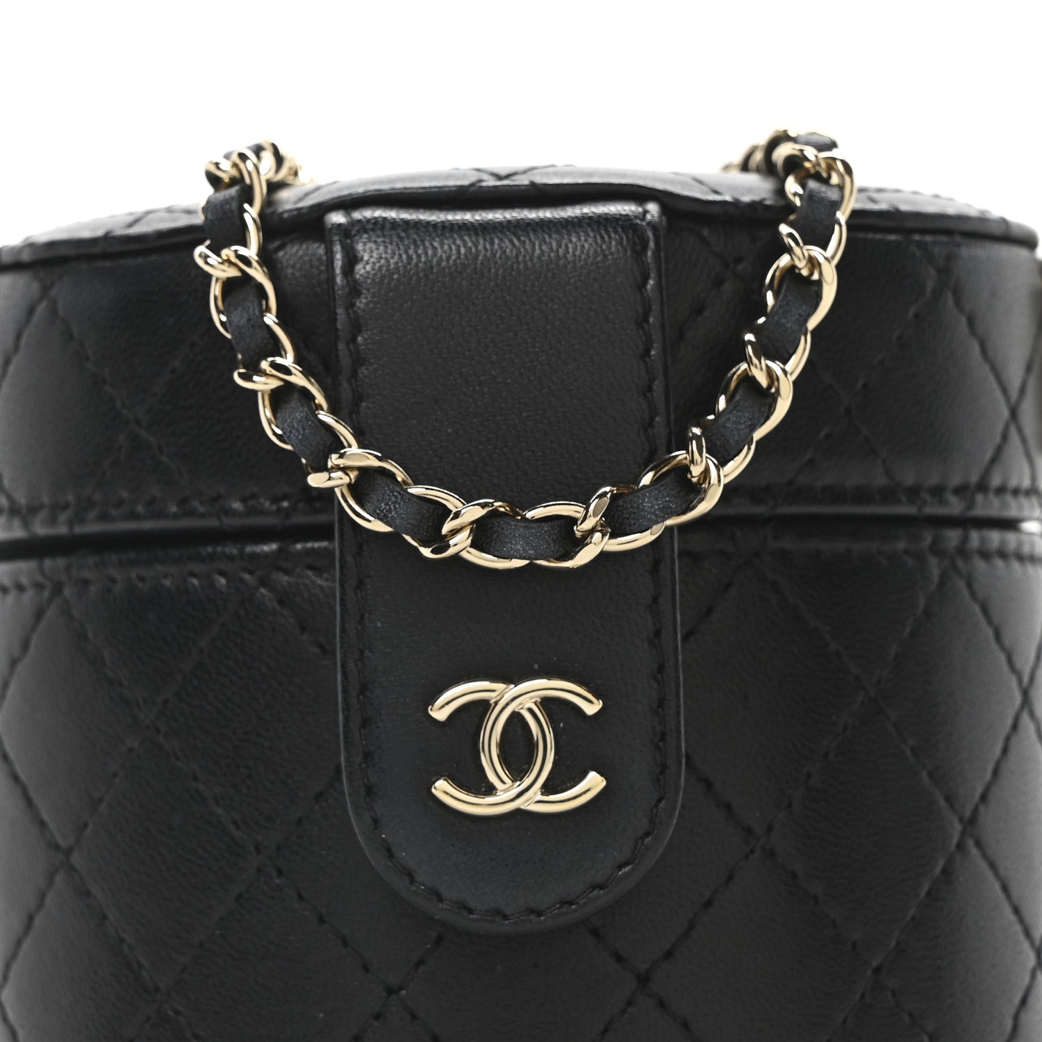 Lambskin Quilted Mini Round Vanity Case With Chain Black