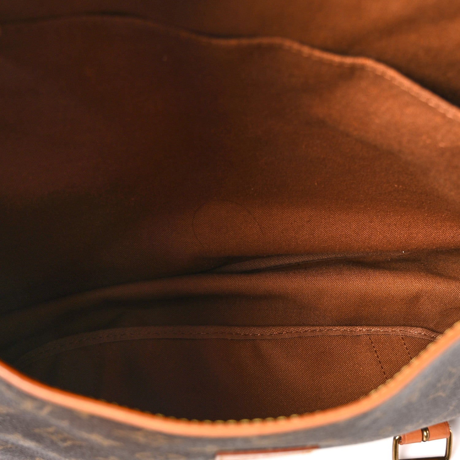 Monogram Saumur 43