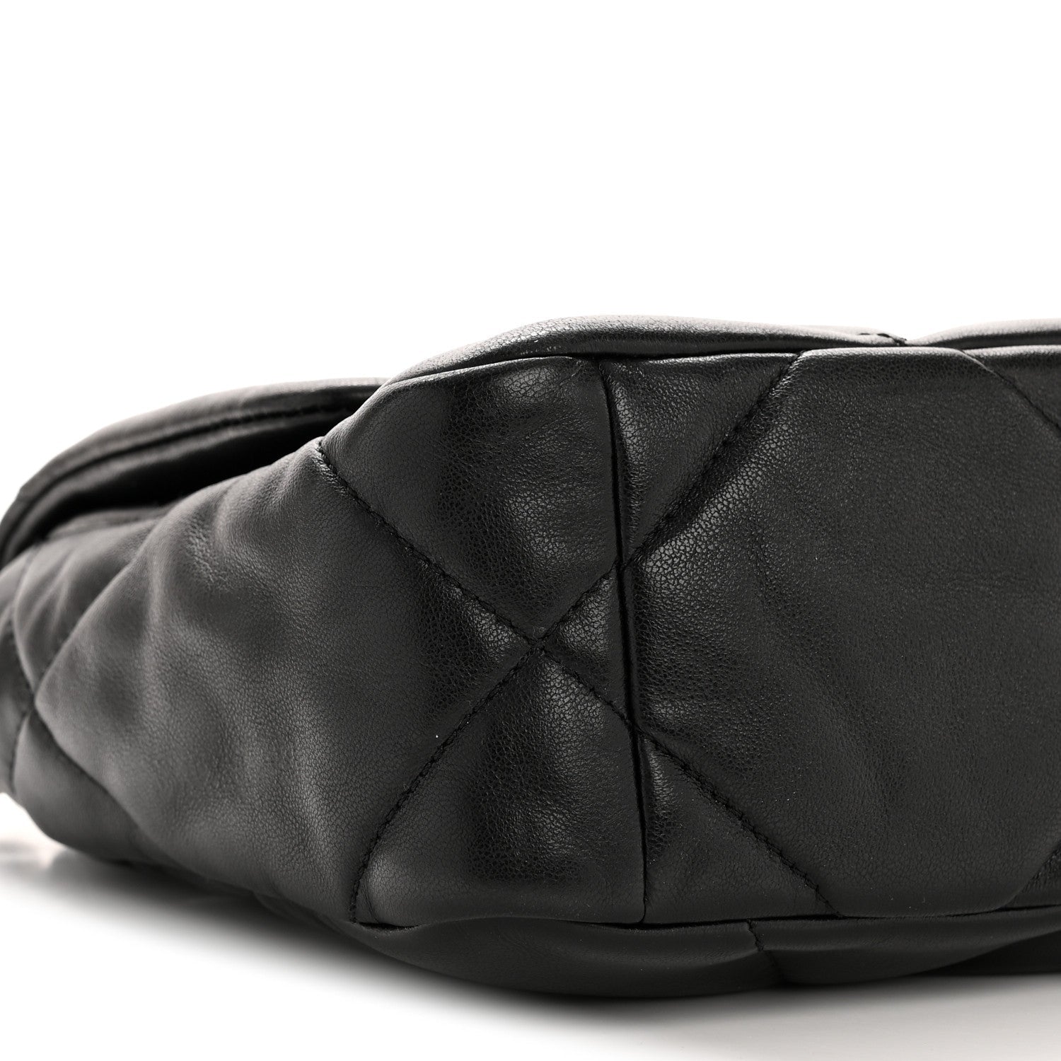 Lambskin Quilted Medium Chanel 19 Flap Black