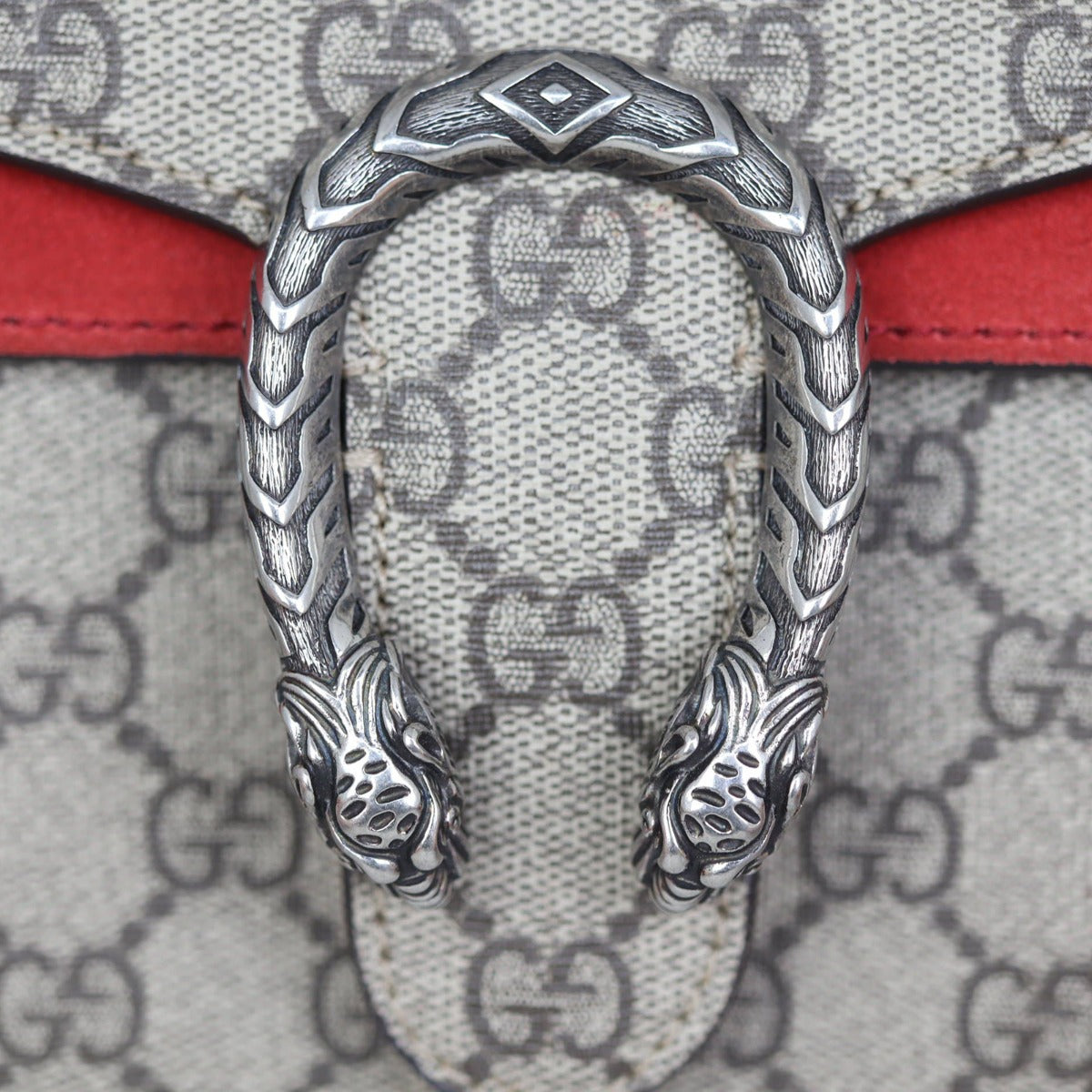 Gucci Dionysus GG Supreme Mini