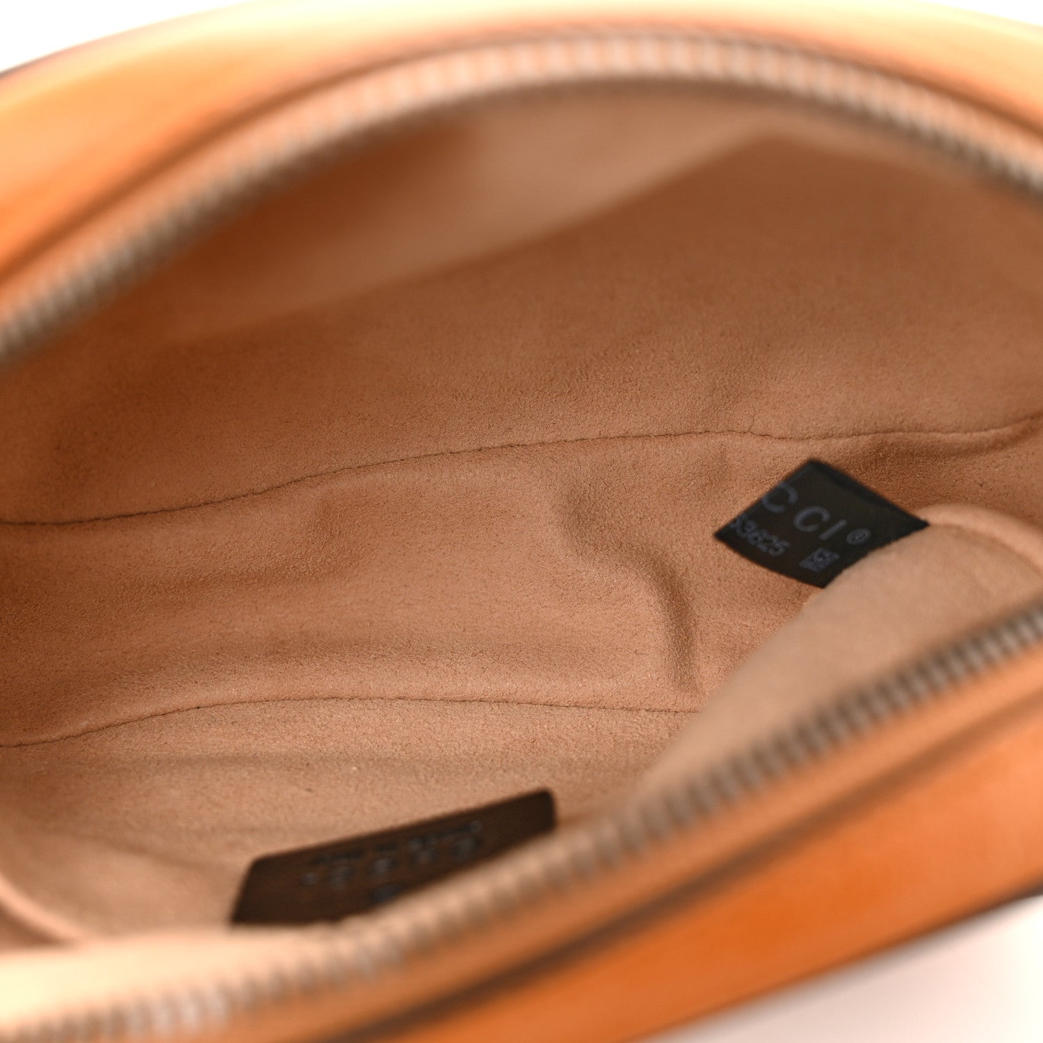 Vintage Effect Calfskin Matelasse Diagonal Torchon GG Marmont Belt Bag 65 25 Cognac