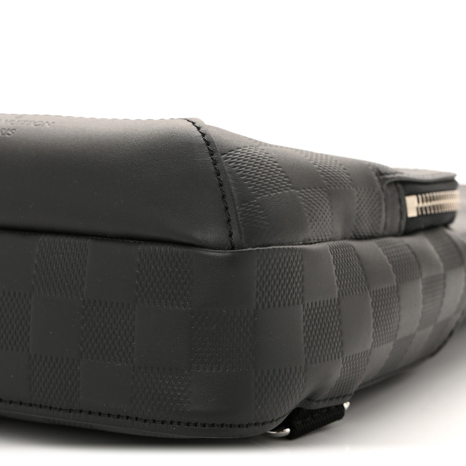 Damier Infini Avenue Sling Bag Onyx