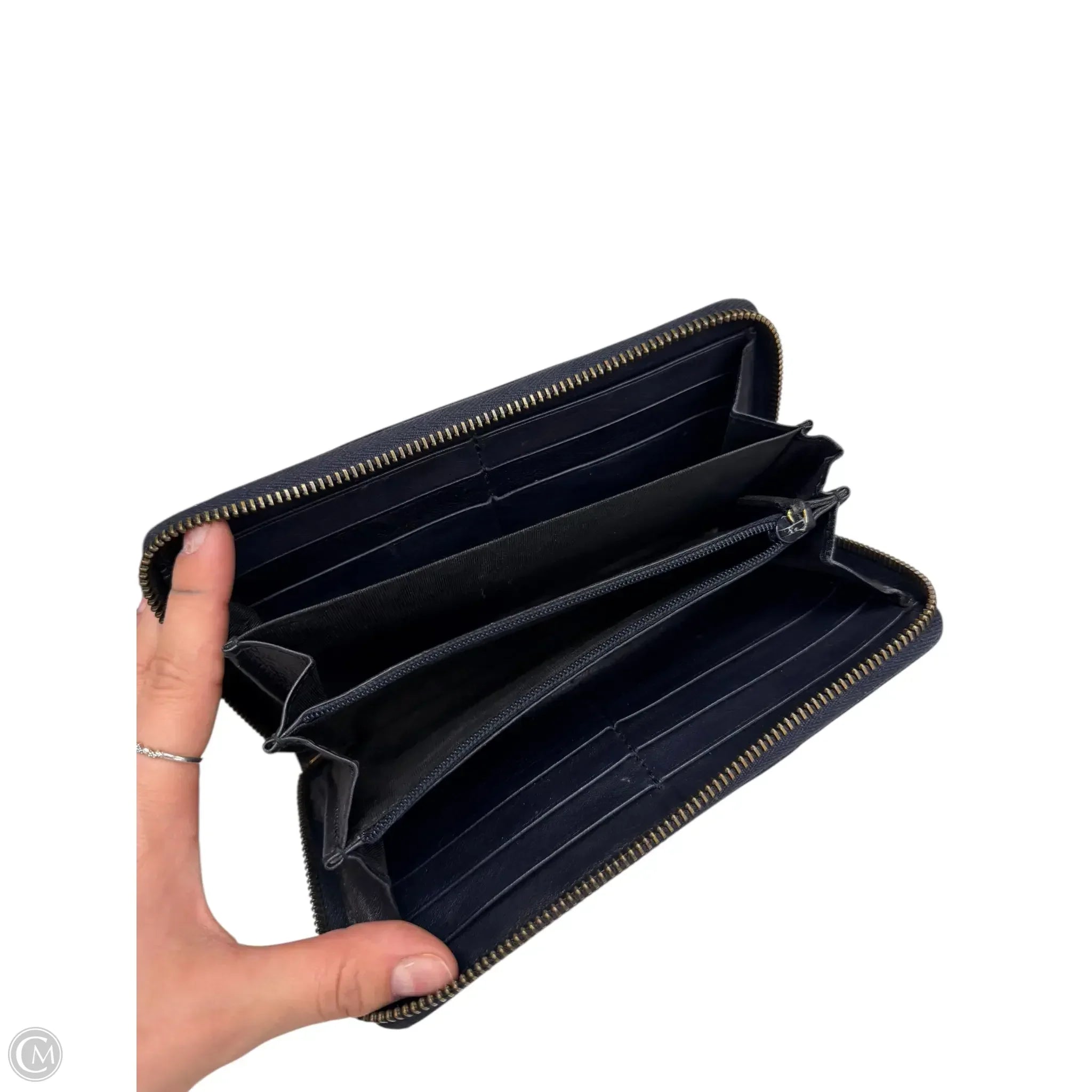 Wallet Luxury Designer By Gucci, Size: Medium