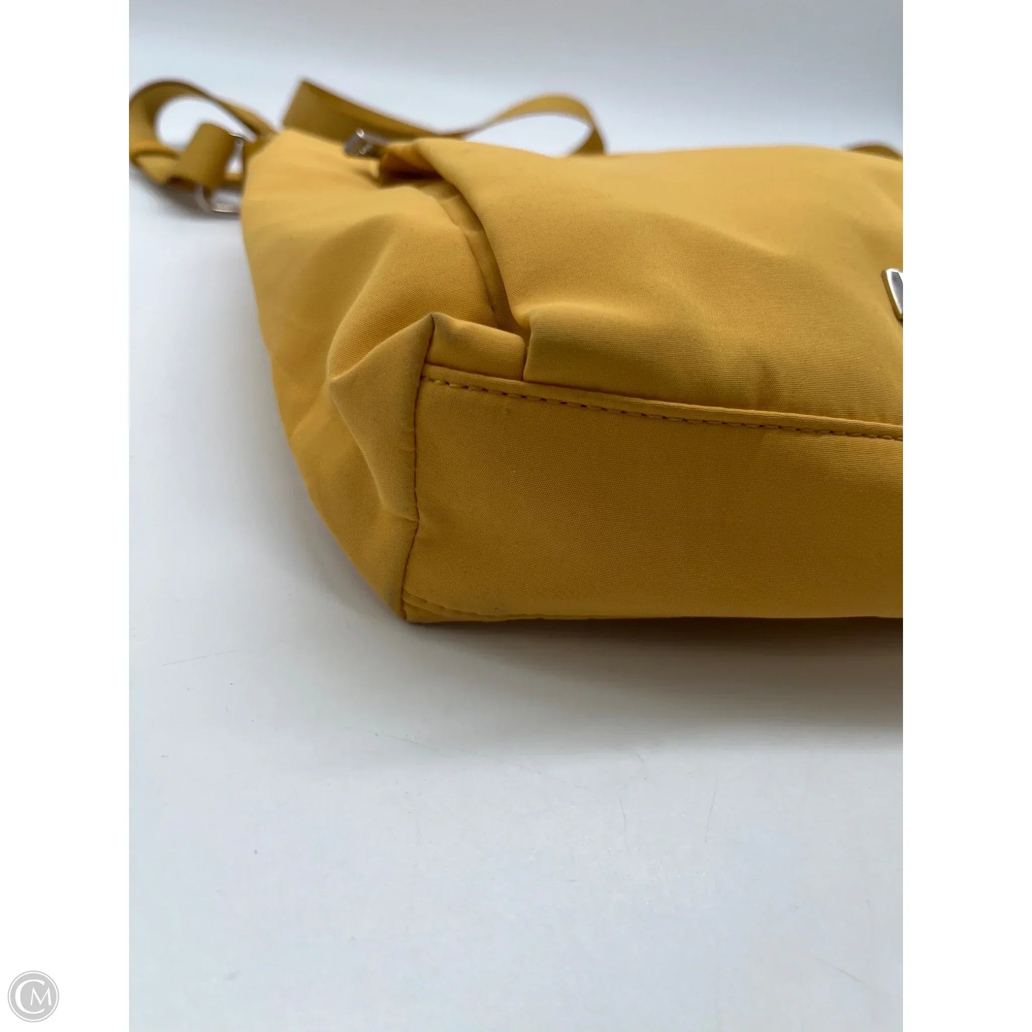 Crossbody By Clothes Mentor, Size: Medium