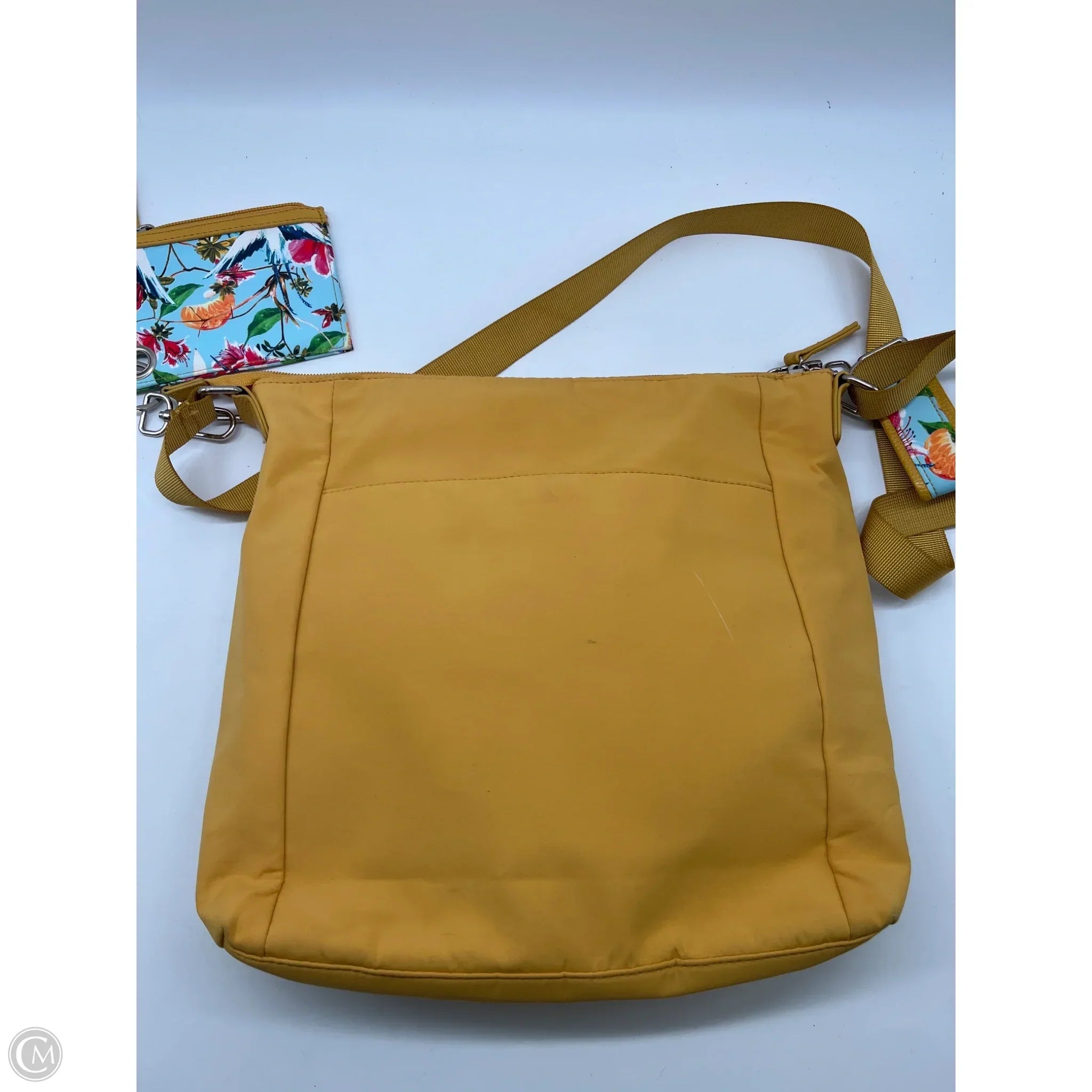 Crossbody By Clothes Mentor, Size: Medium