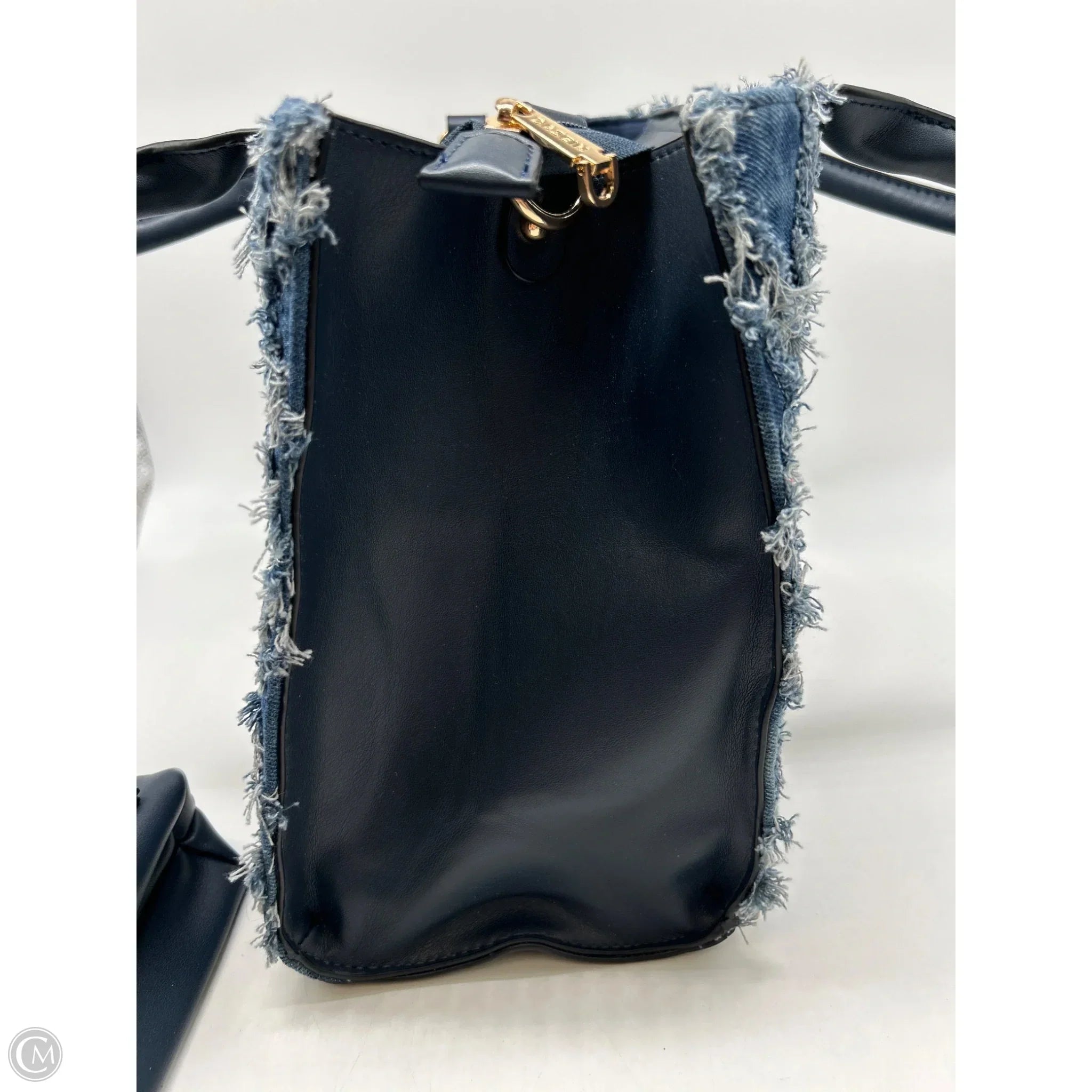 Crossbody By Cmc, Size: Large