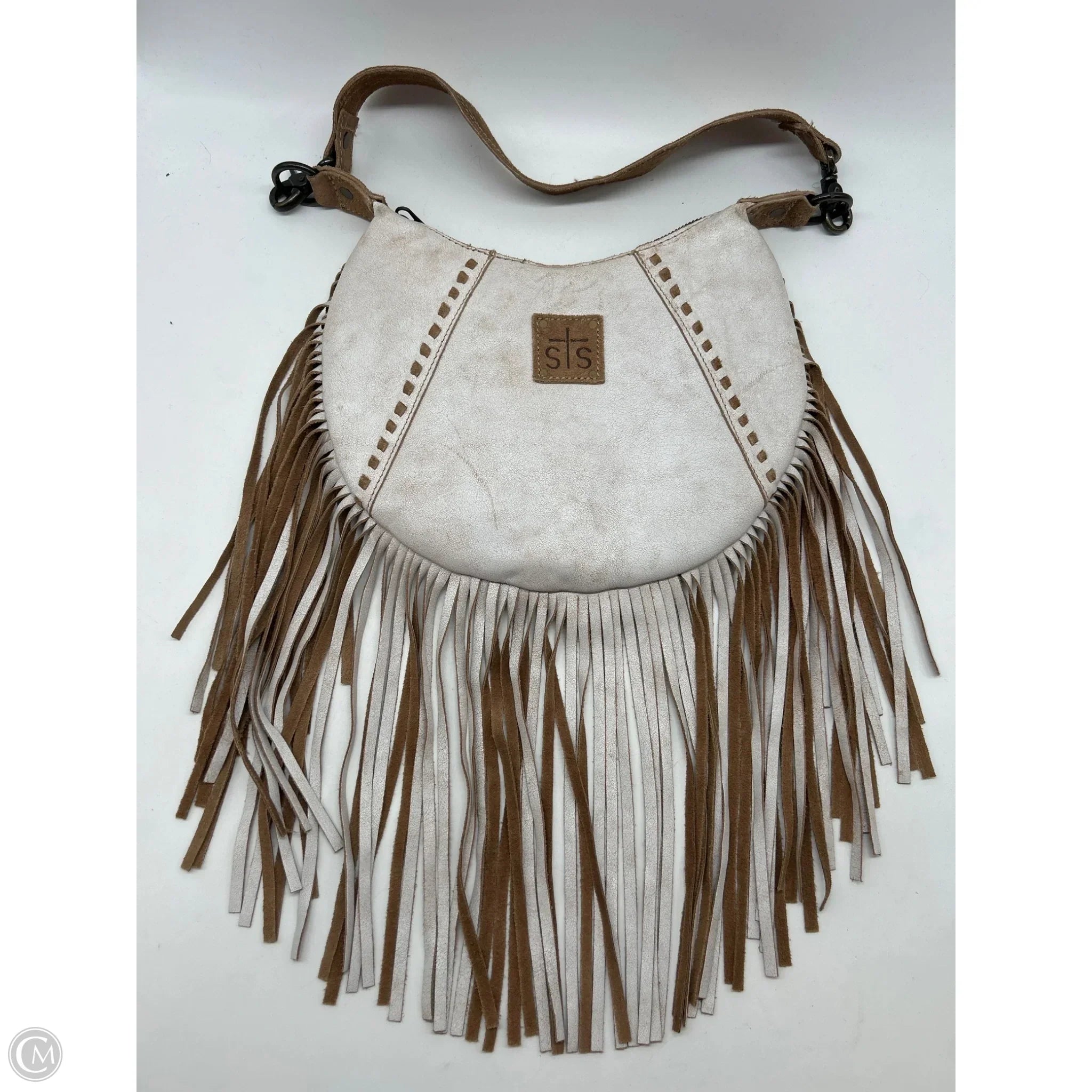 Crossbody Leather By Clothes Mentor, Size: Medium