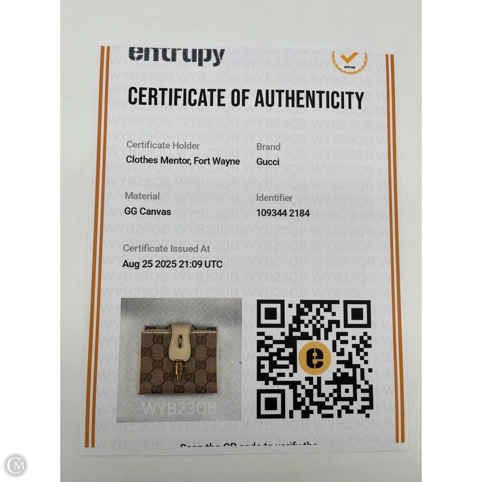 Wallet Luxury Designer By Gucci, Size: Medium